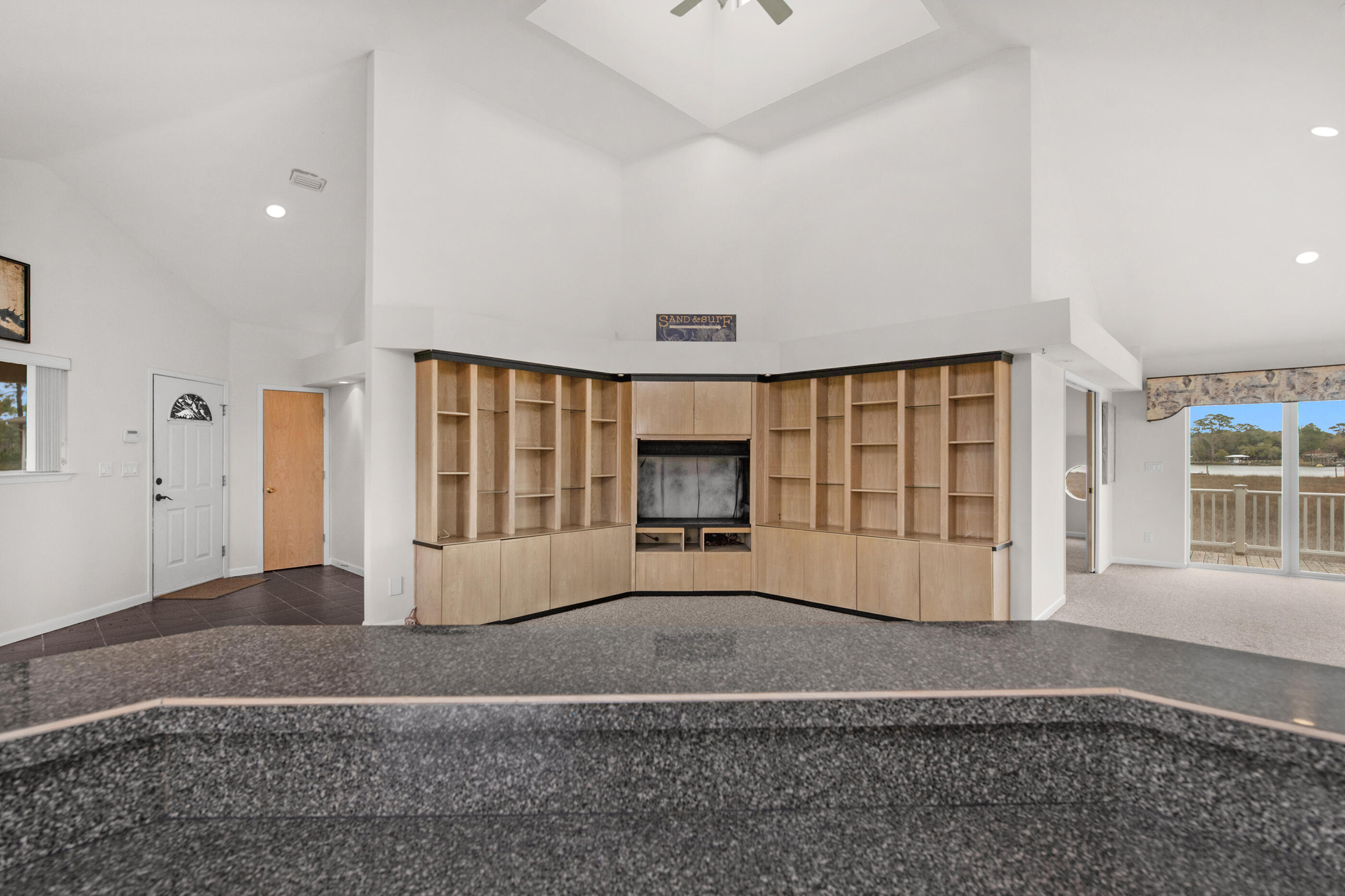 BAYSIDE - Residential