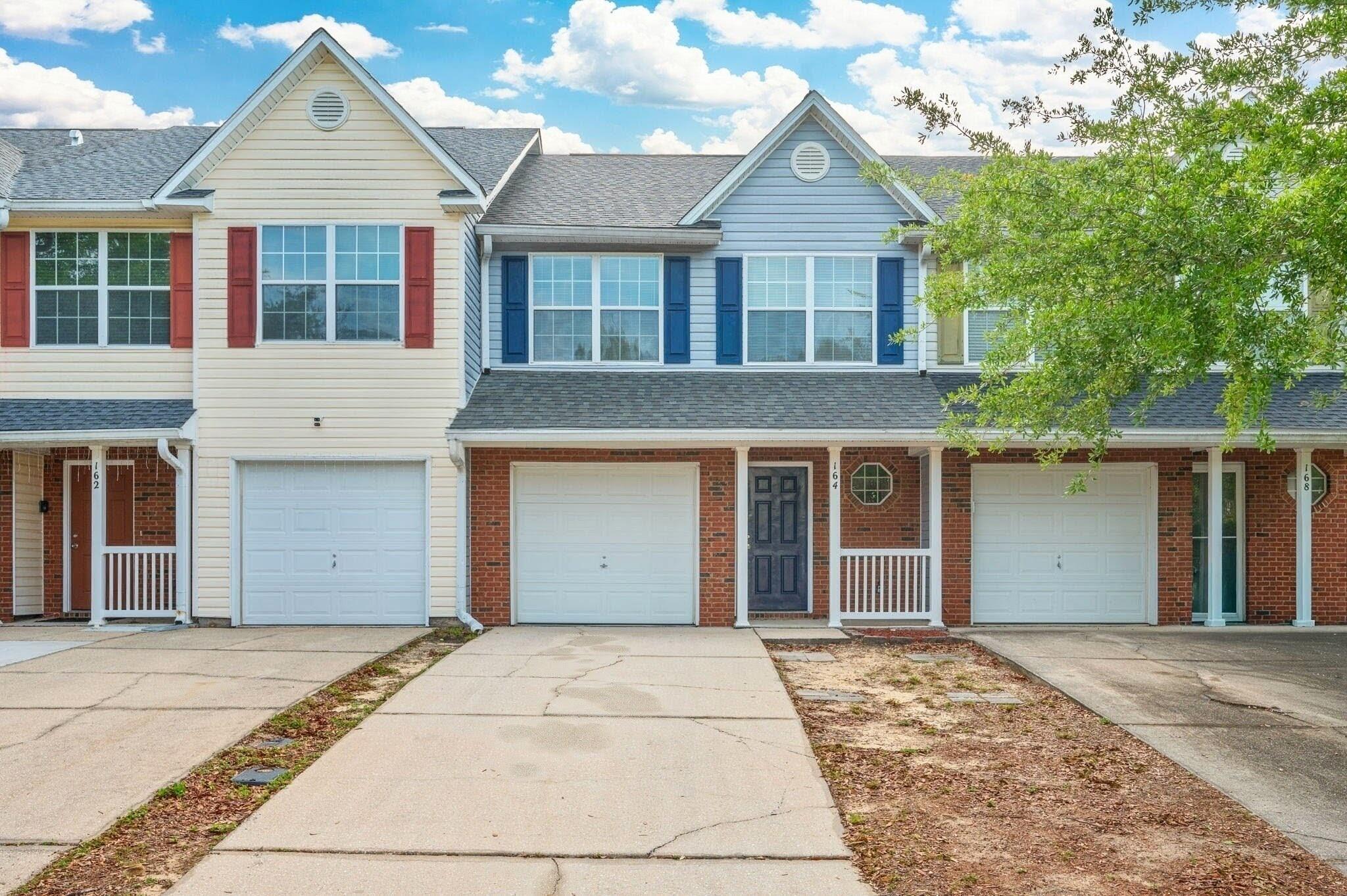 ROLLING PINES - Residential