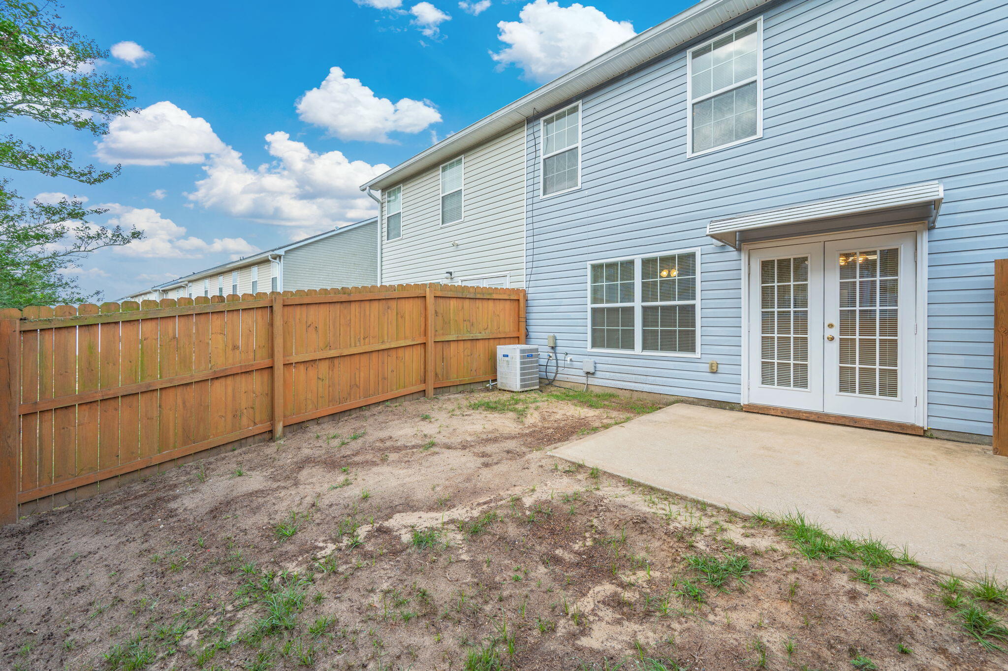 ROLLING PINES - Residential