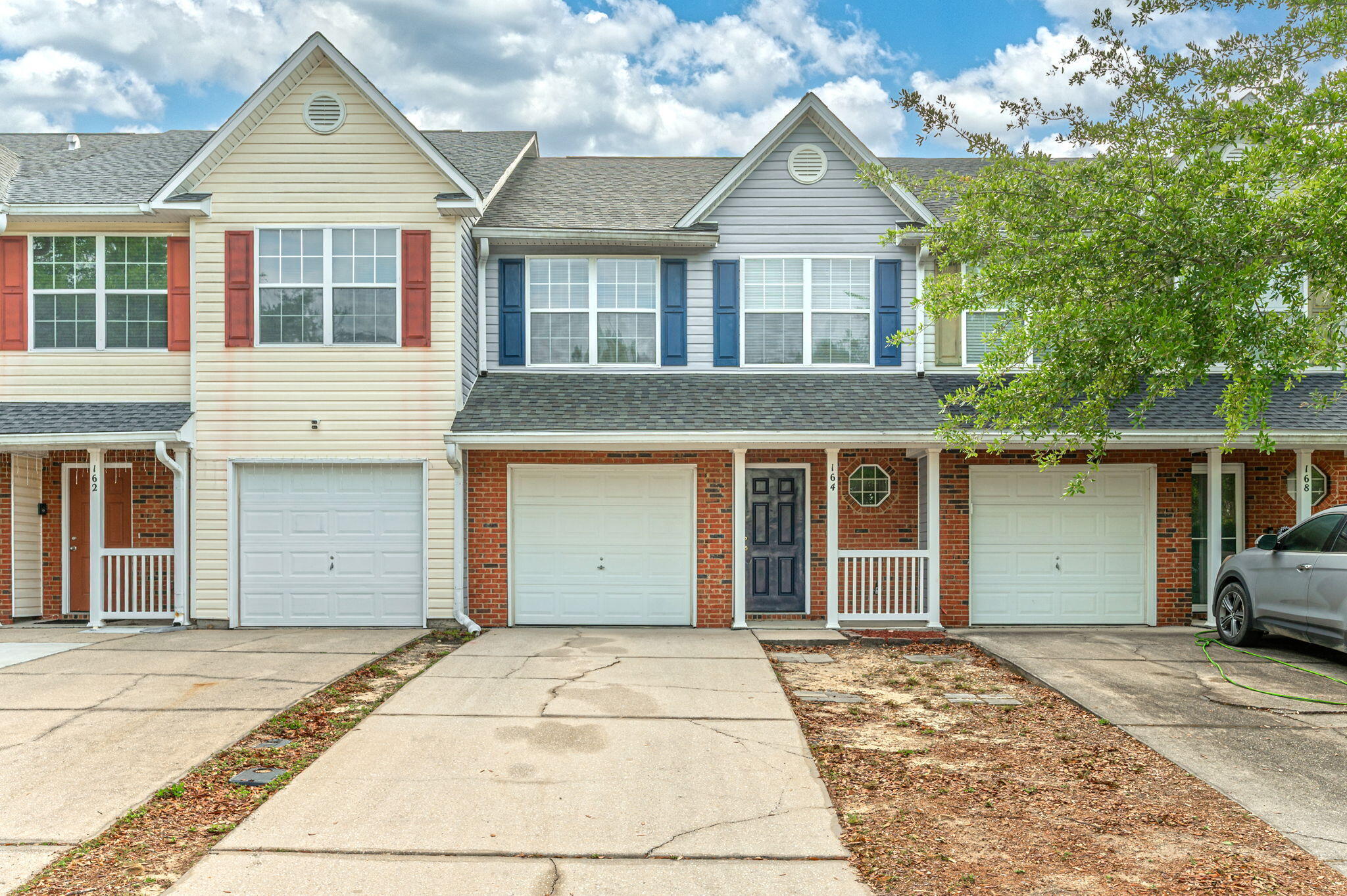 ROLLING PINES - Residential