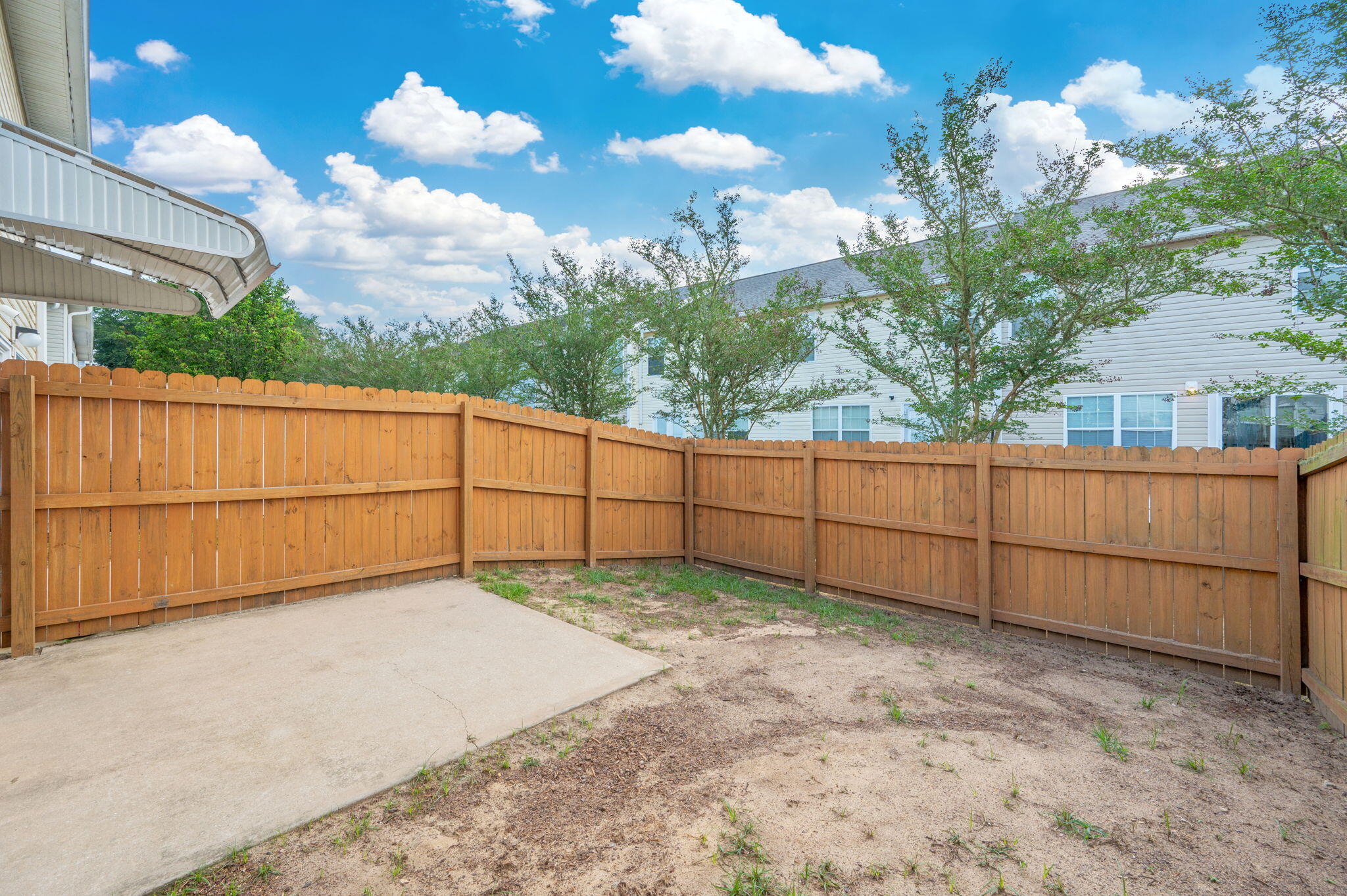 ROLLING PINES - Residential