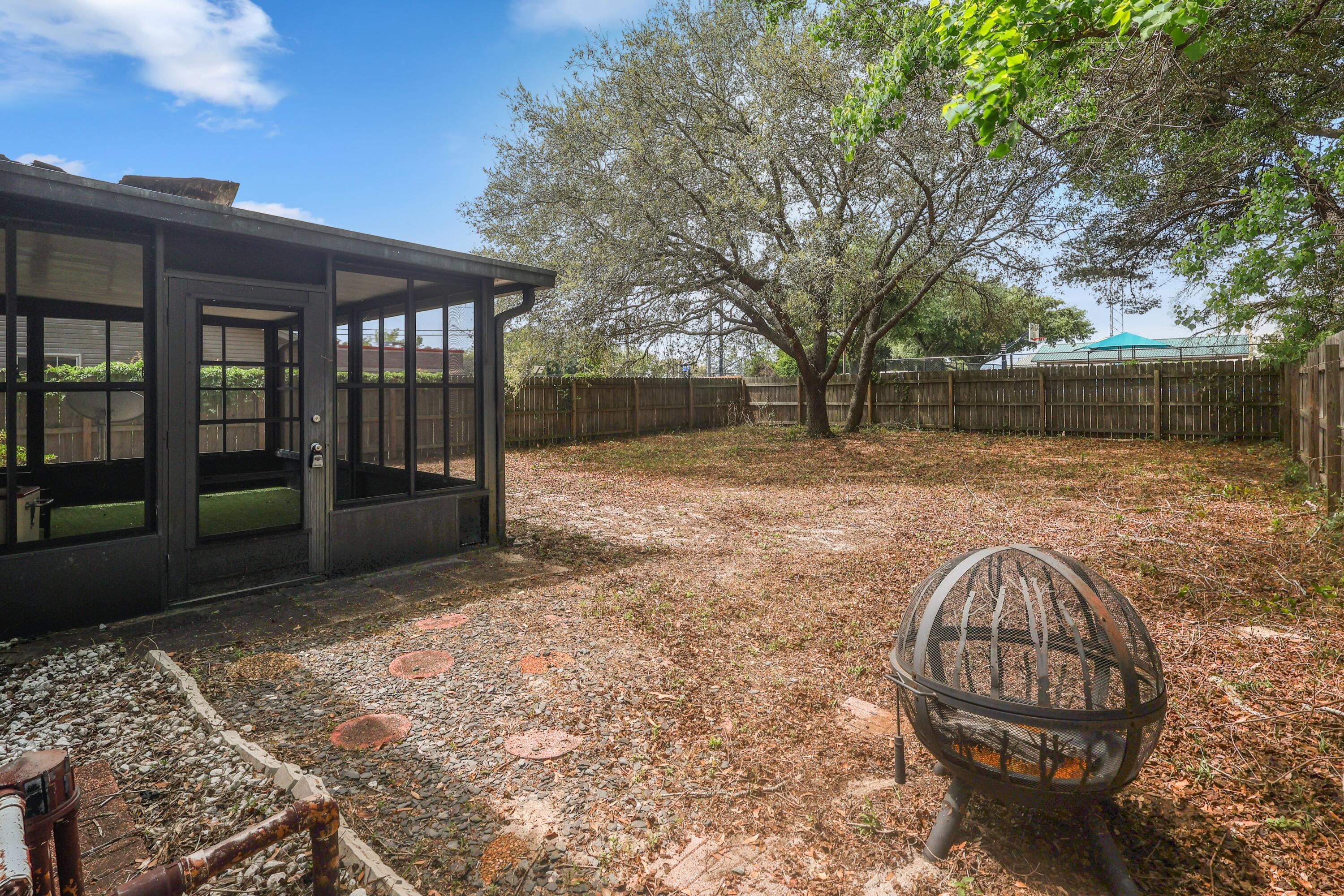 WOODLAND PARK ESTATES - Residential