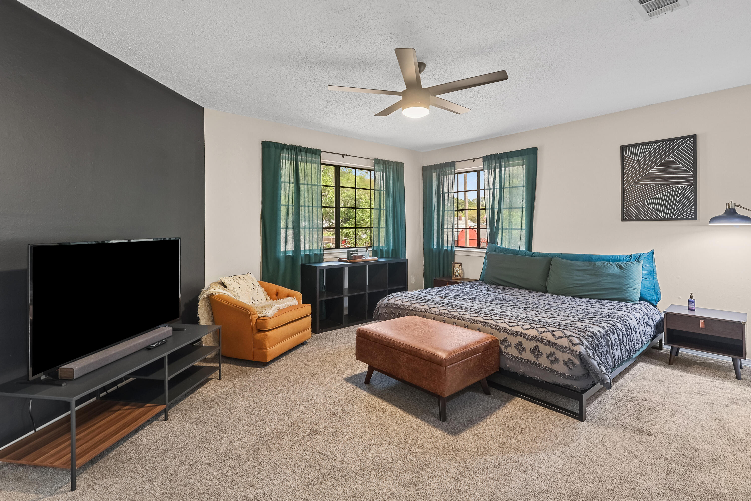 WOODLAND PARK ESTATES - Residential