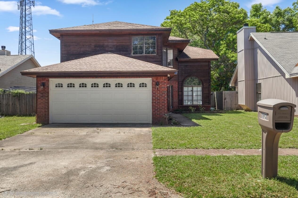 WOODLAND PARK ESTATES - Residential