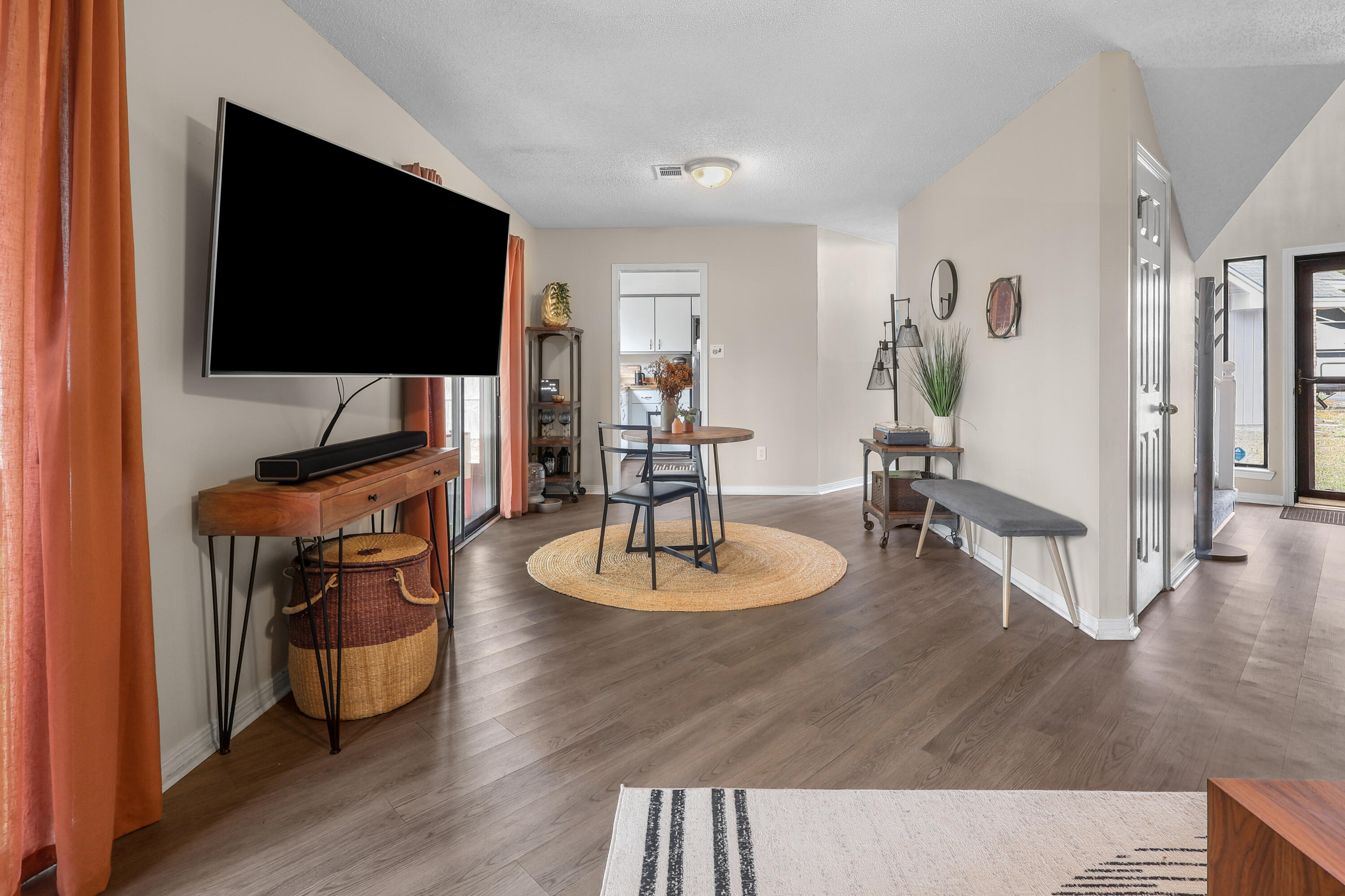 WOODLAND PARK ESTATES - Residential