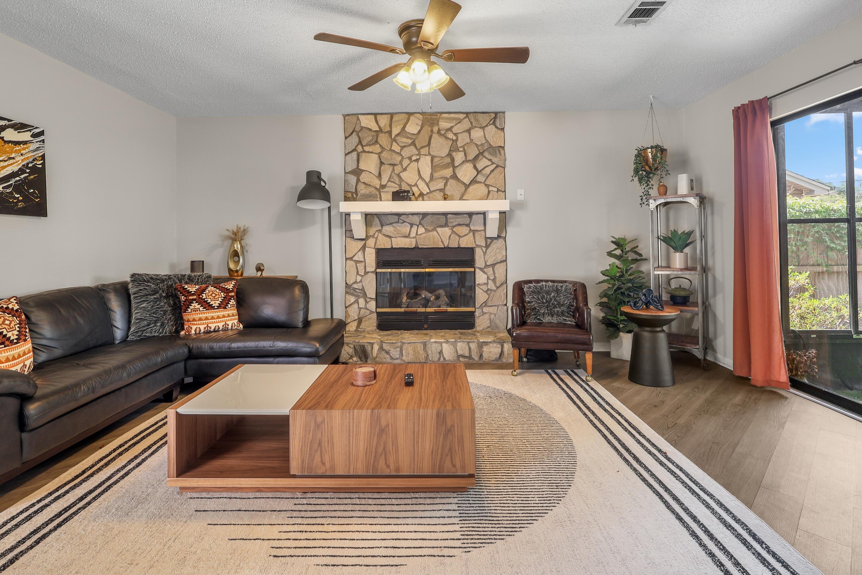 WOODLAND PARK ESTATES - Residential