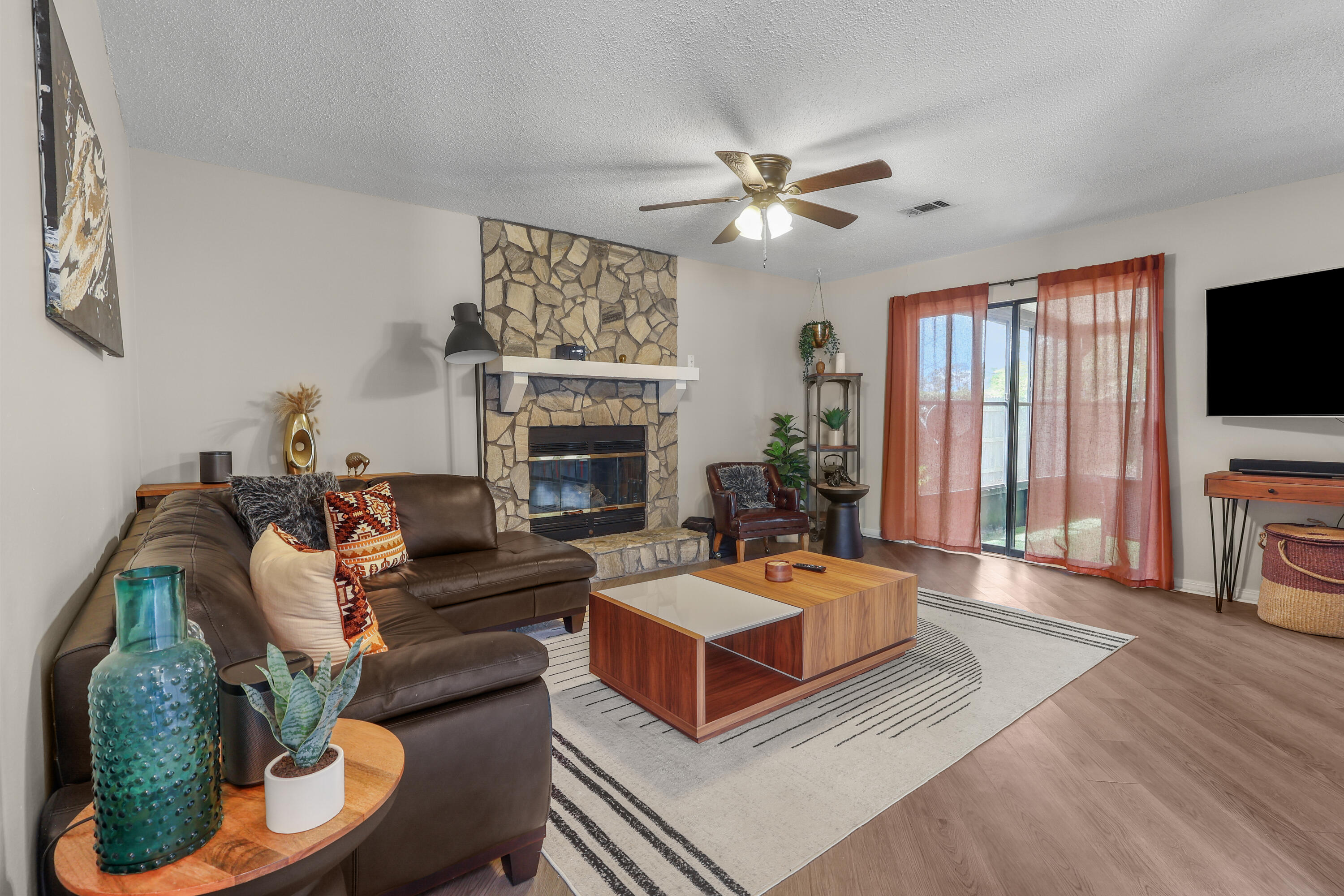 WOODLAND PARK ESTATES - Residential