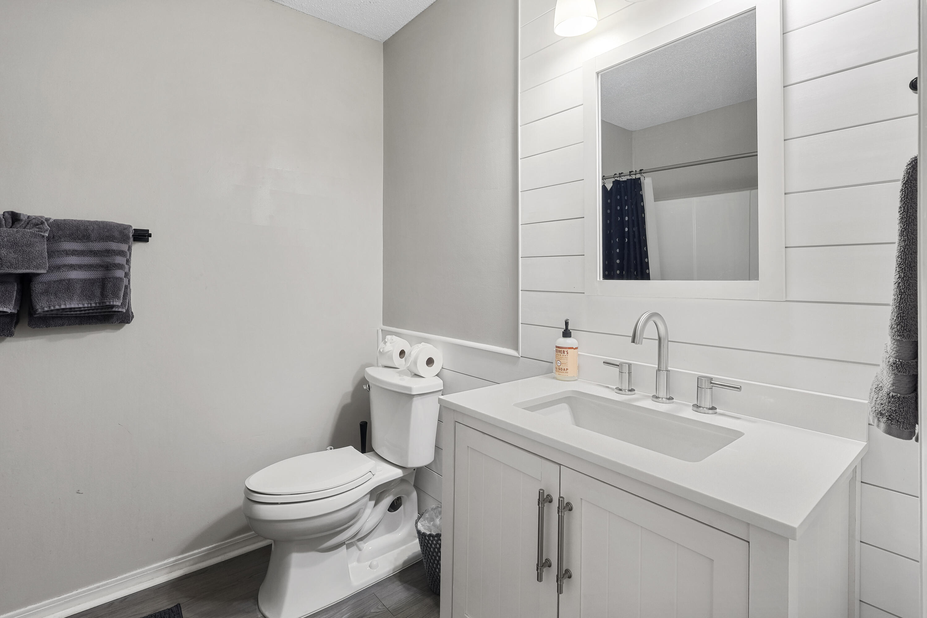 WOODLAND PARK ESTATES - Residential