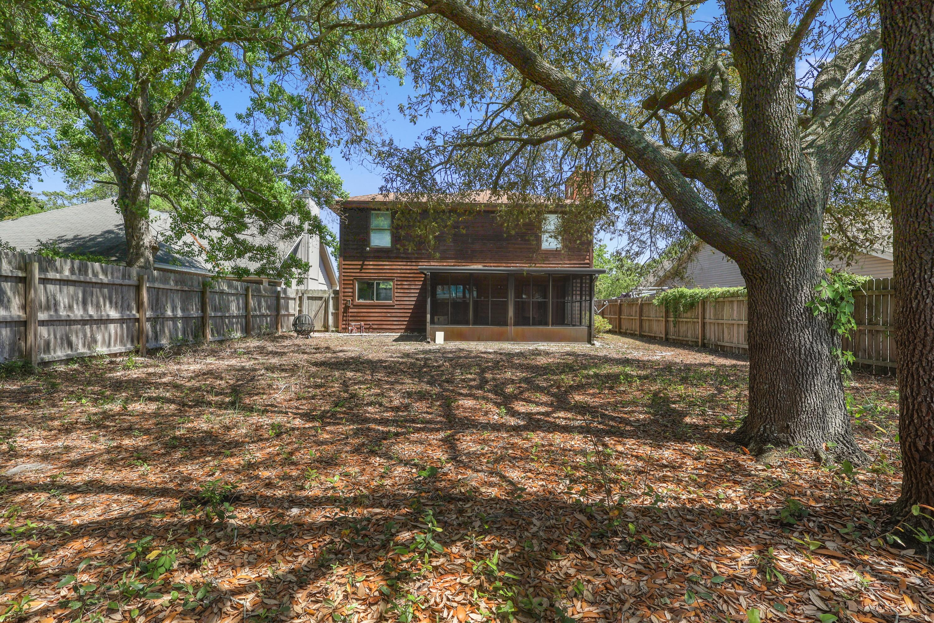 WOODLAND PARK ESTATES - Residential