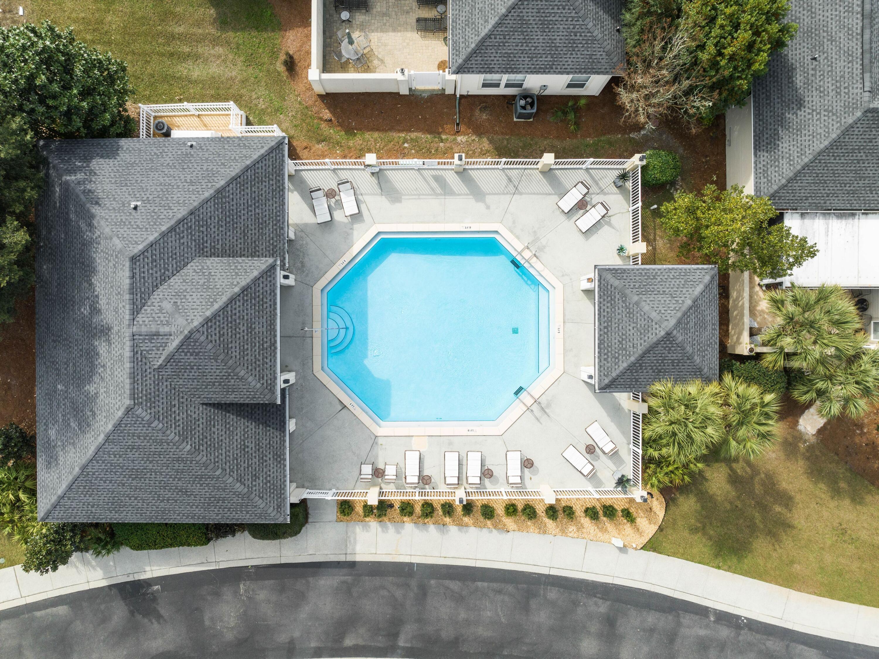 COURTYARDS OF SANTA ROSA BEACH - Residential