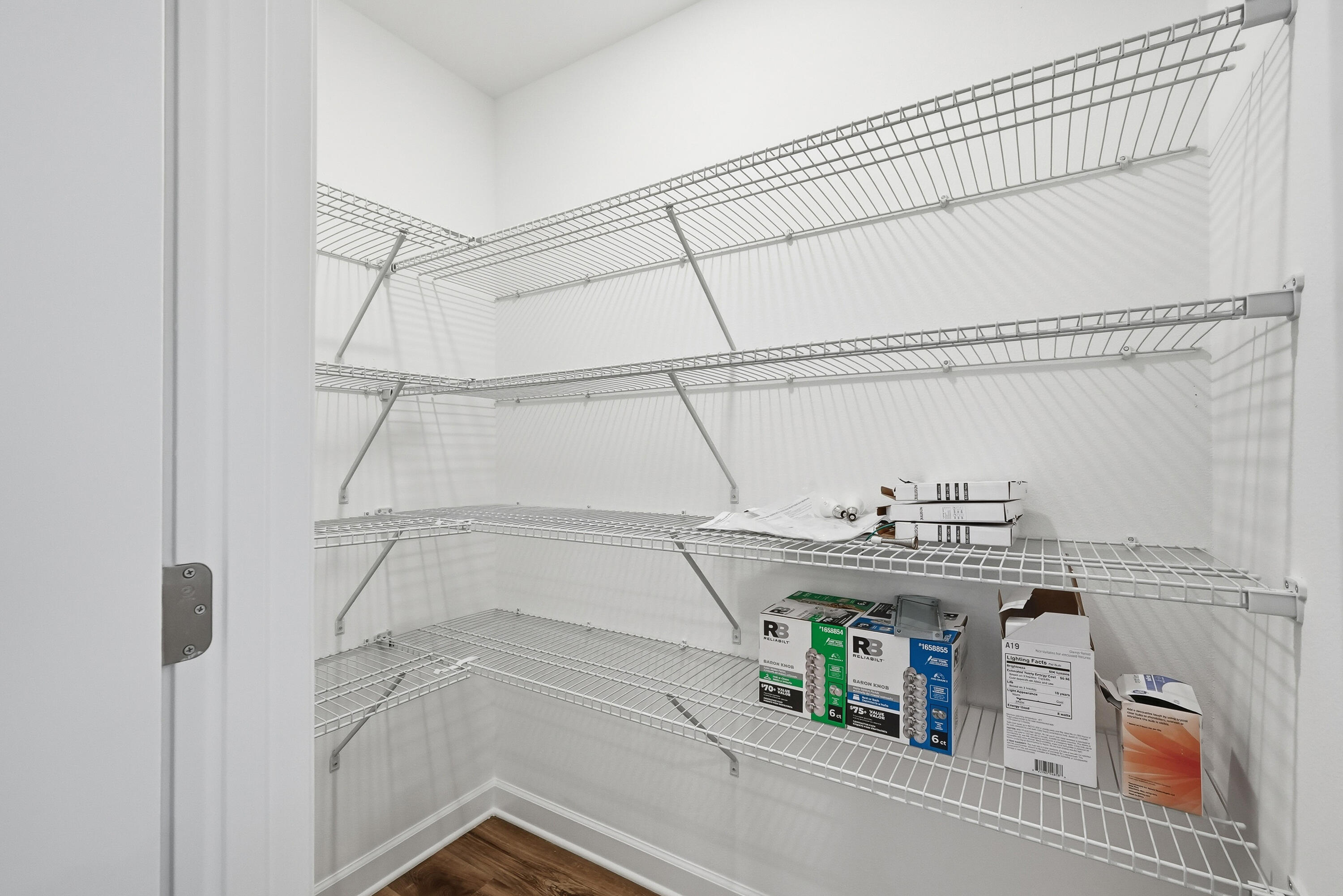 HOLLAND PLACE - Residential