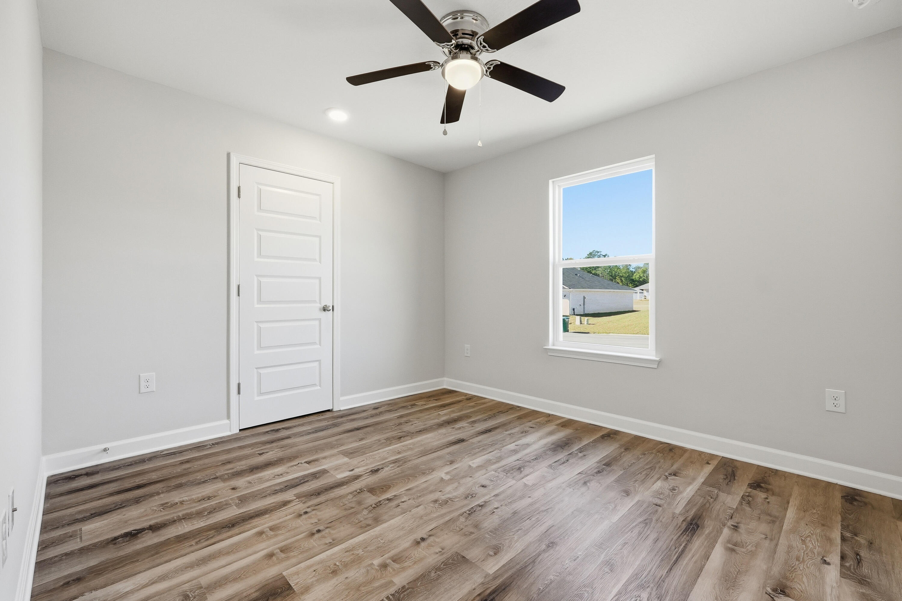 HOLLAND PLACE - Residential