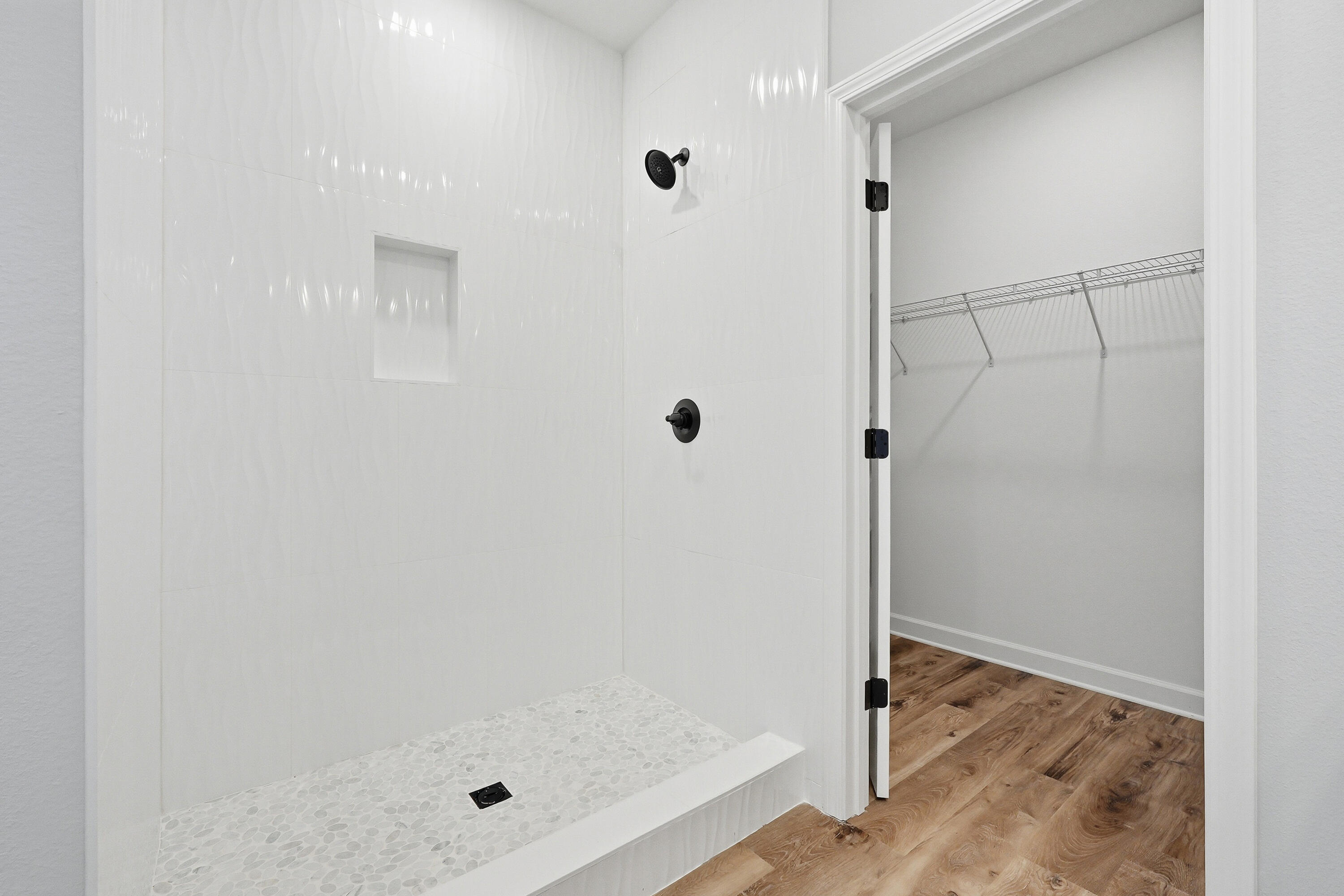 HOLLAND PLACE - Residential