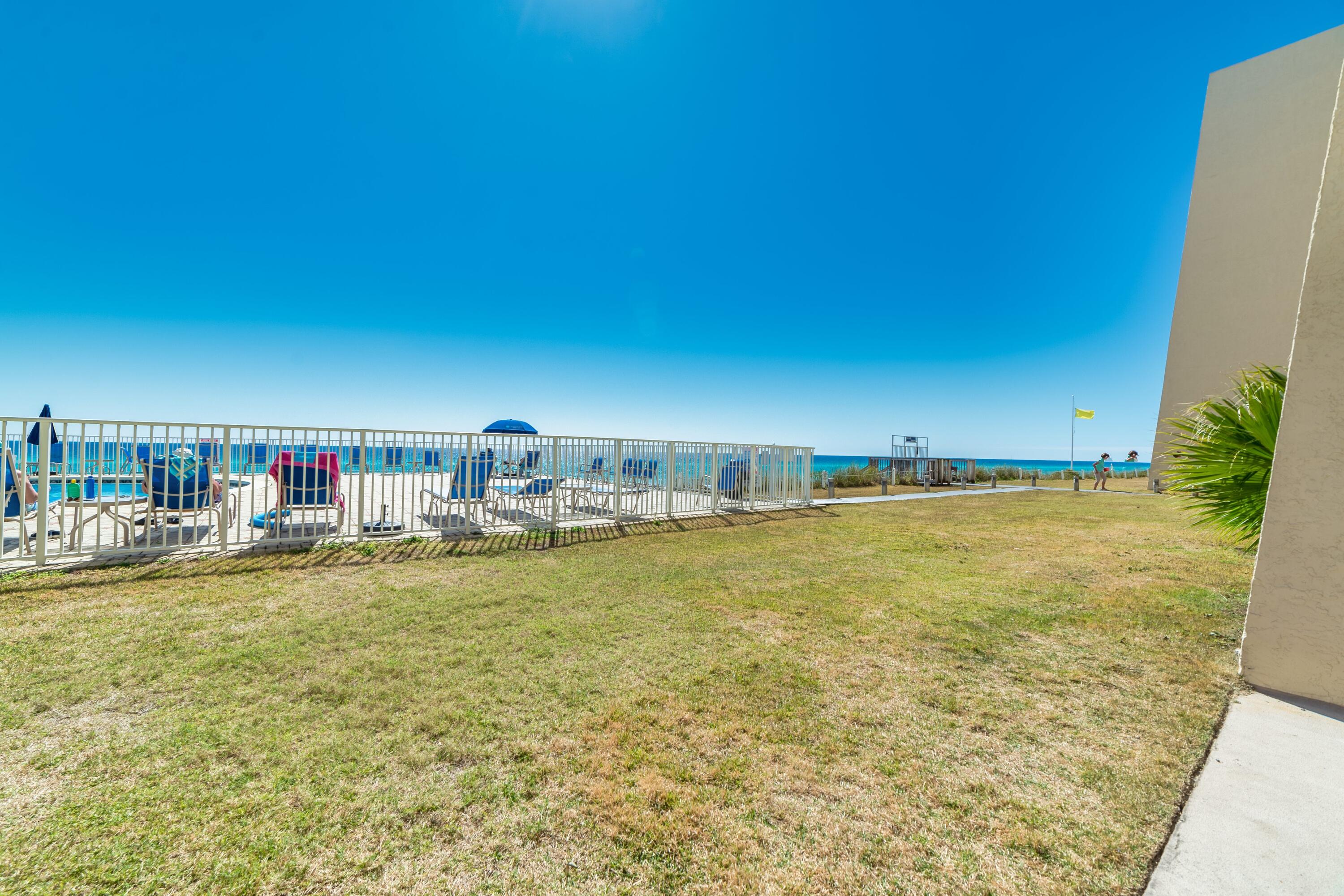 BEACH HOUSE CONDO PH 1 - Residential