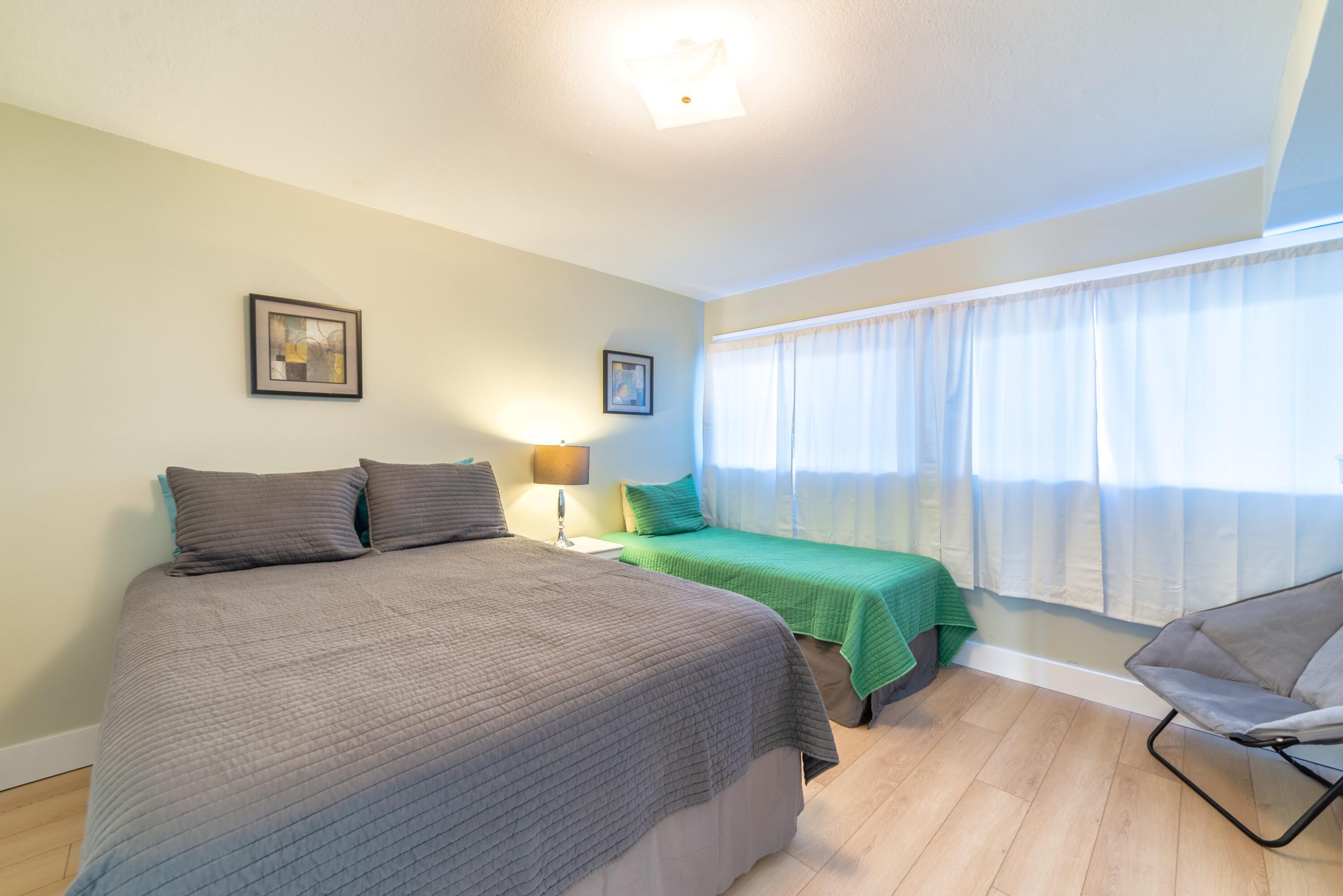 BEACH HOUSE CONDO PH 1 - Residential