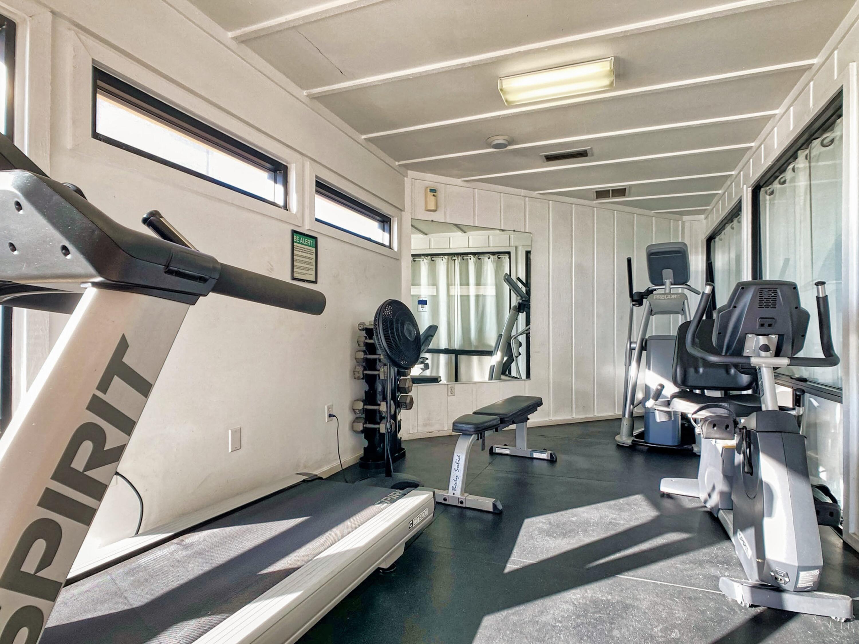 BEACH HOUSE CONDO PH 1 - Residential