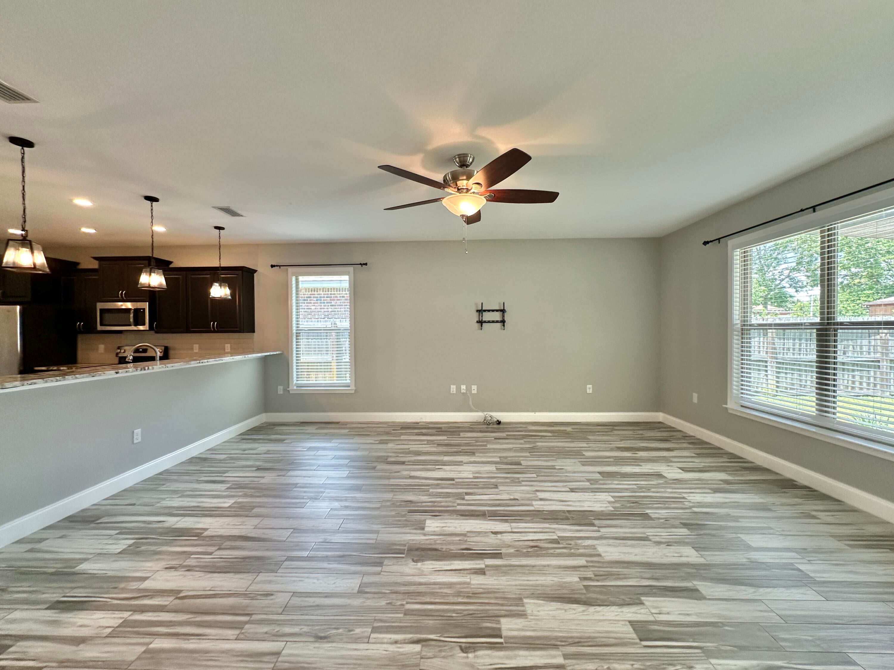 216 Green Drive