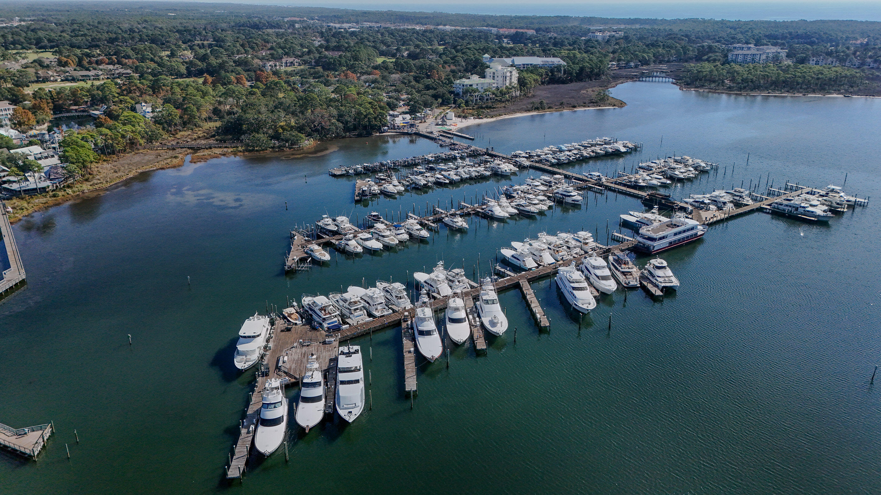 GRAND HARBOUR of SANDESTIN - Residential