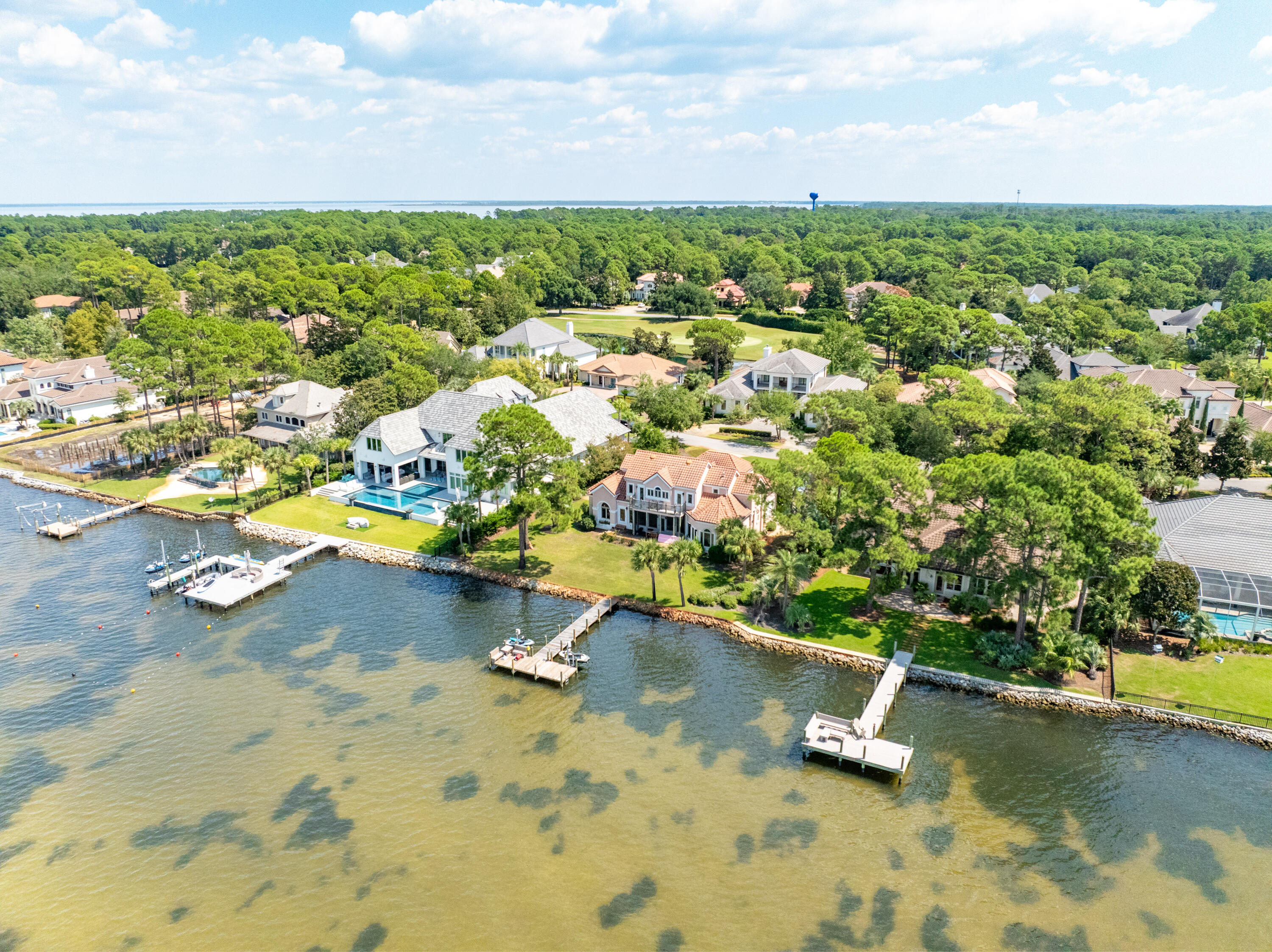 BURNT PINE - Residential