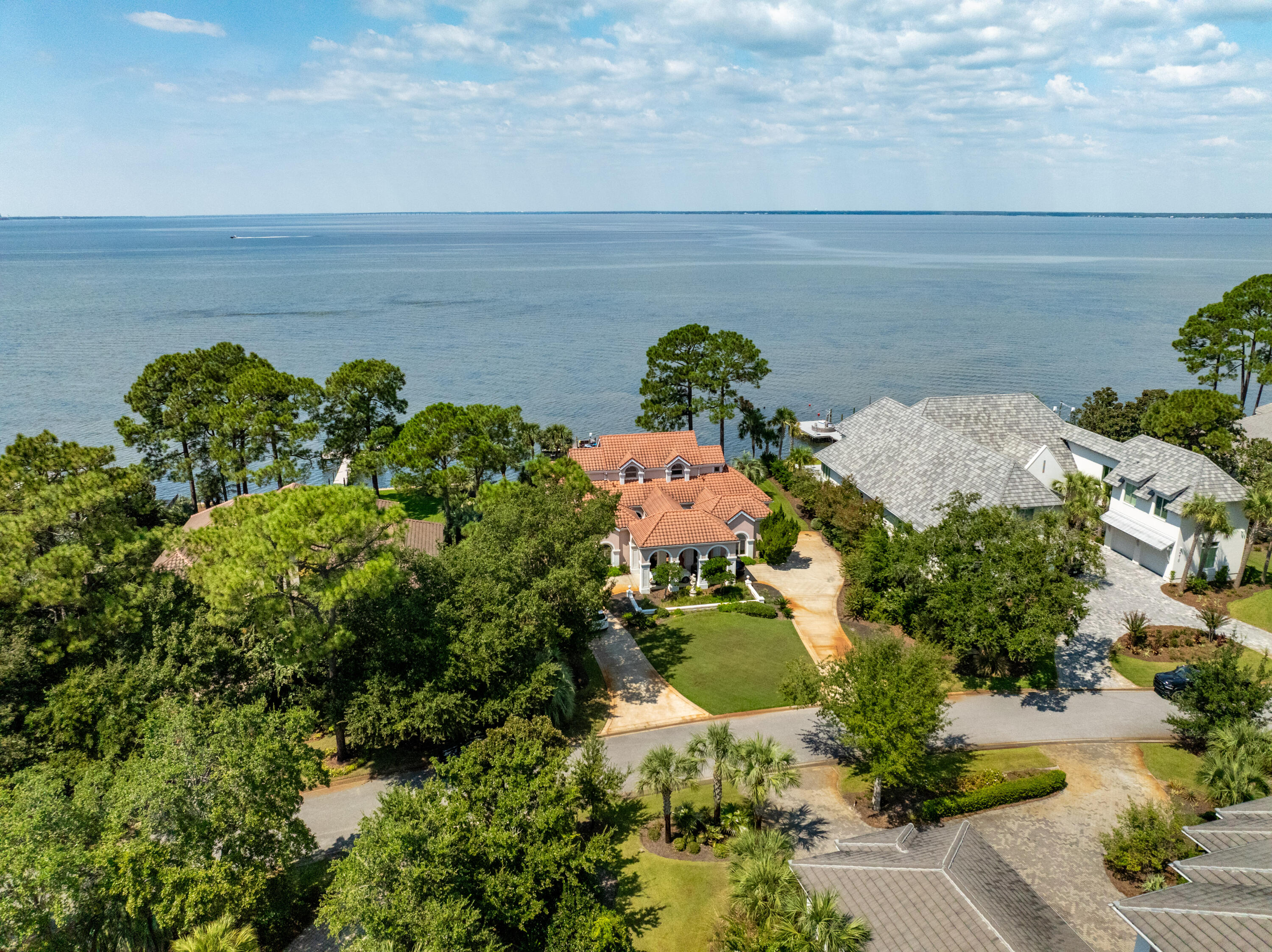 BURNT PINE - Residential