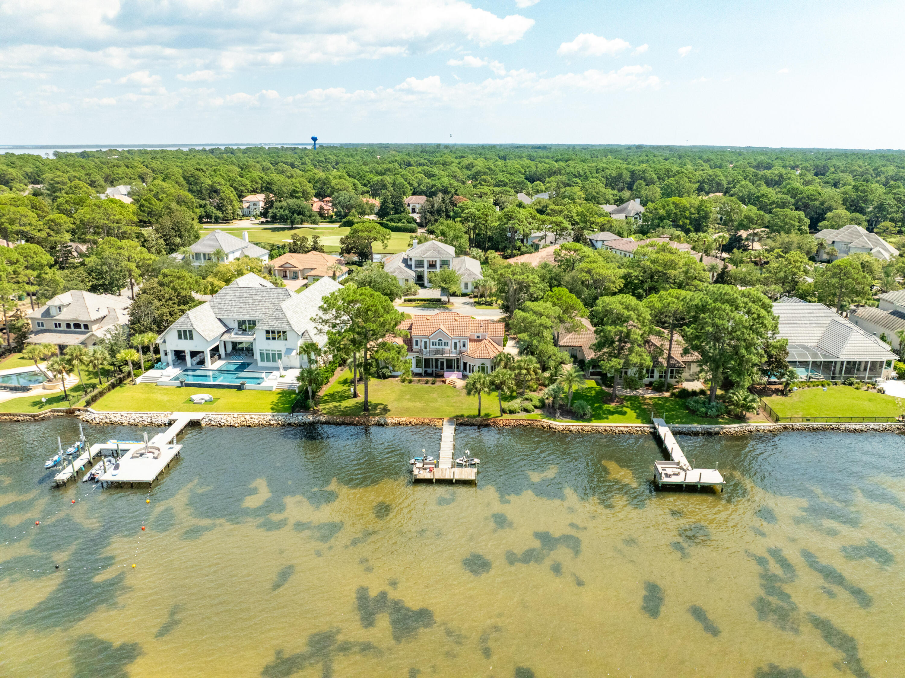 BURNT PINE - Residential