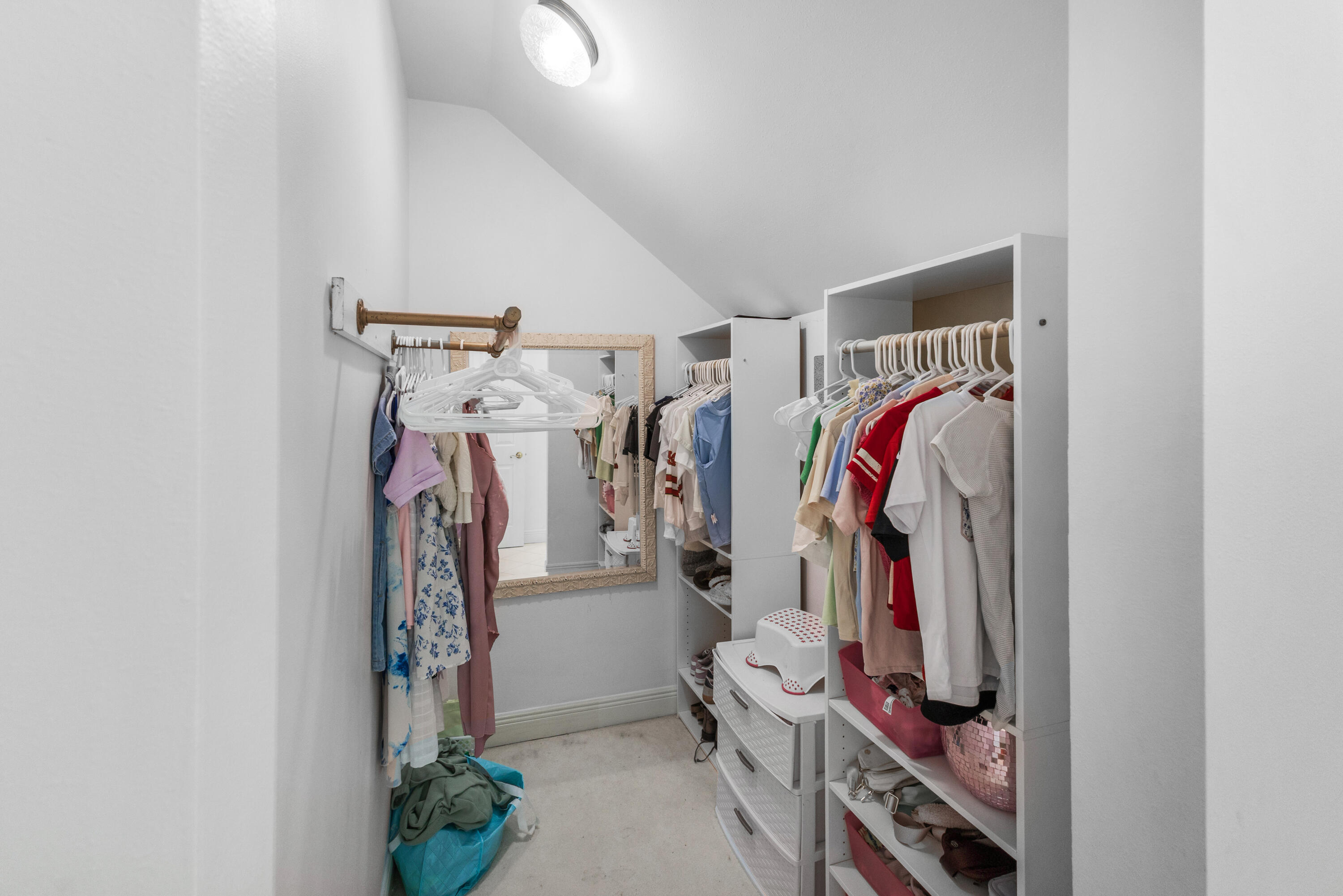 BURNT PINE - Residential