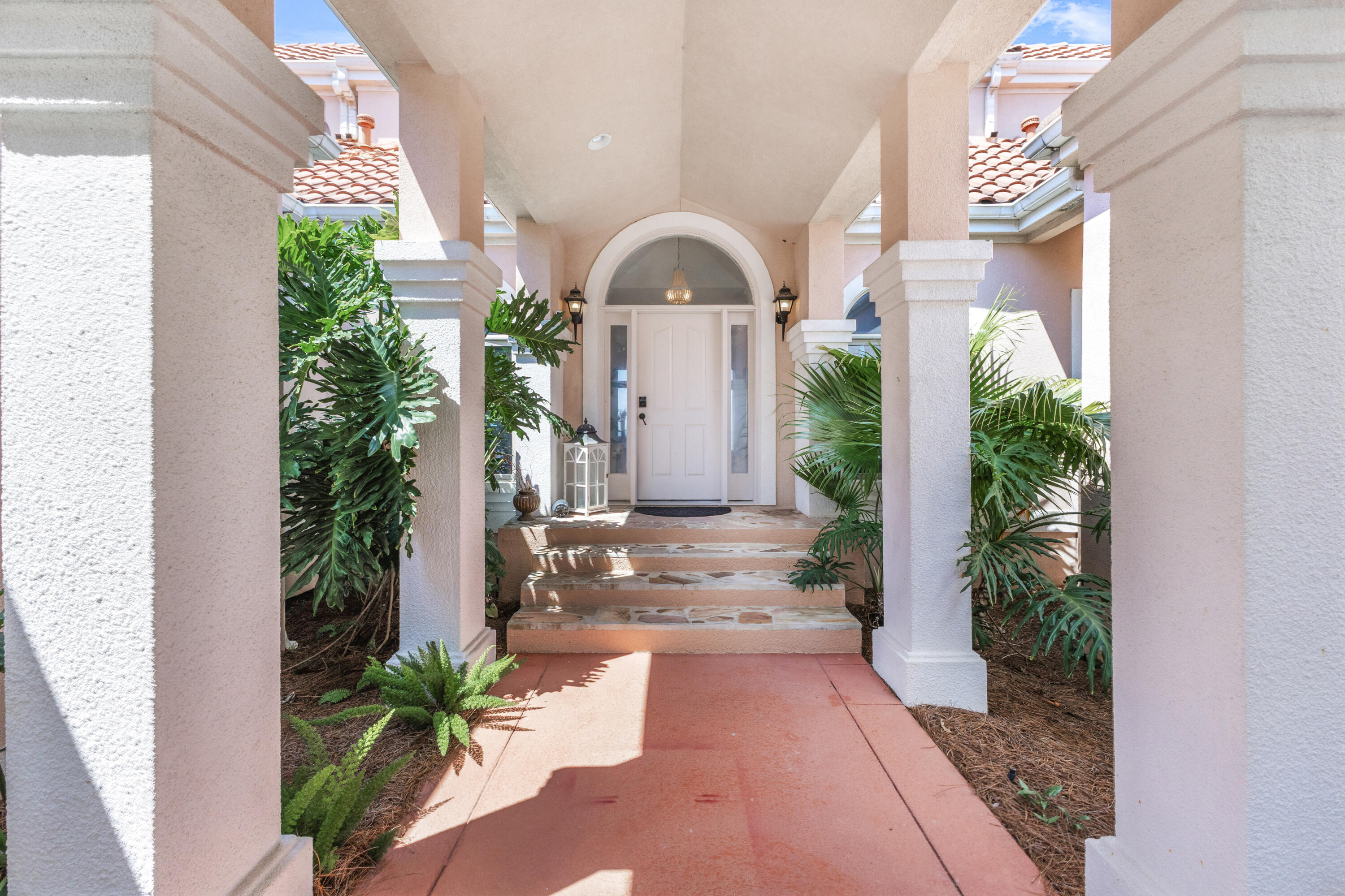 BURNT PINE - Residential