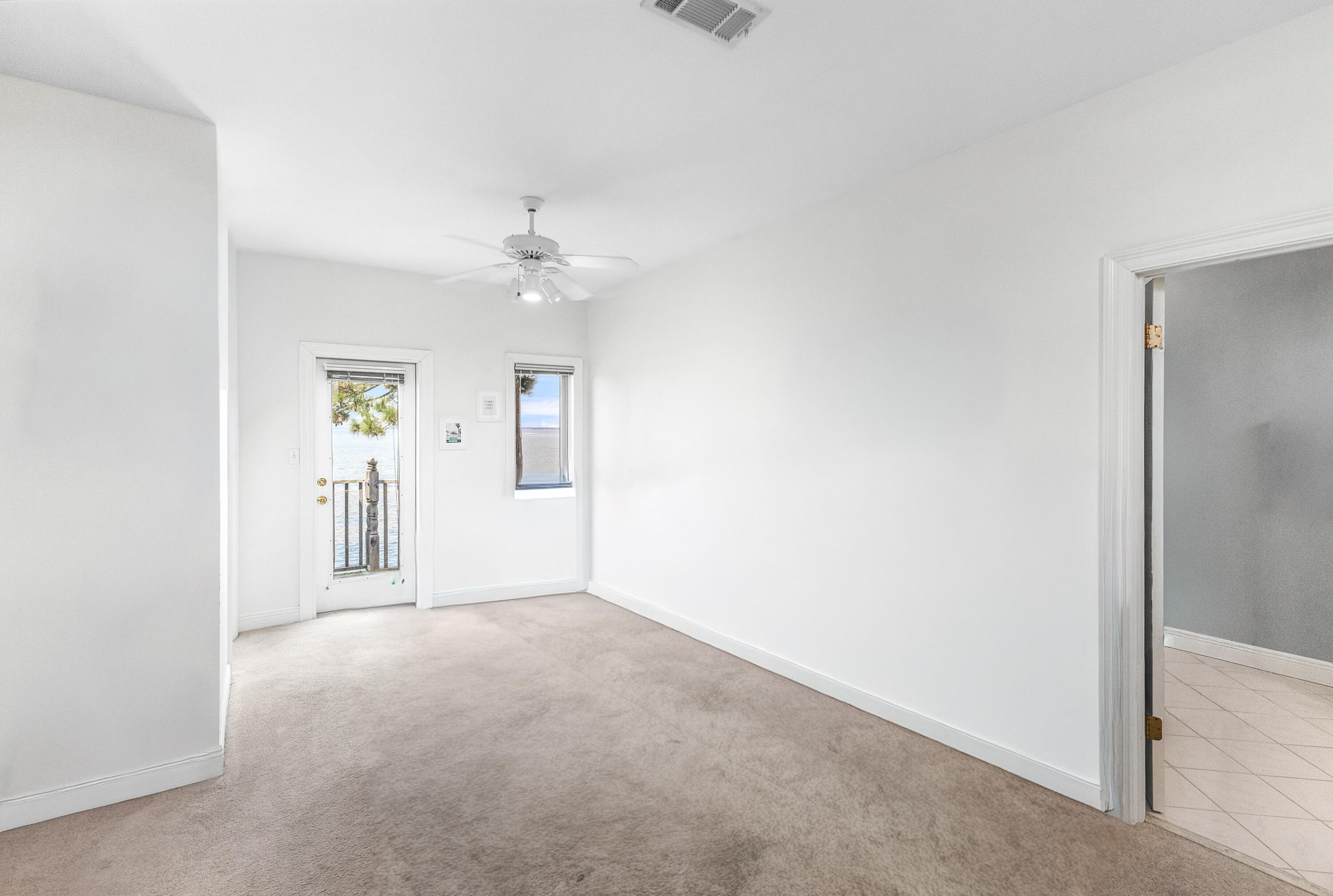 BURNT PINE - Residential