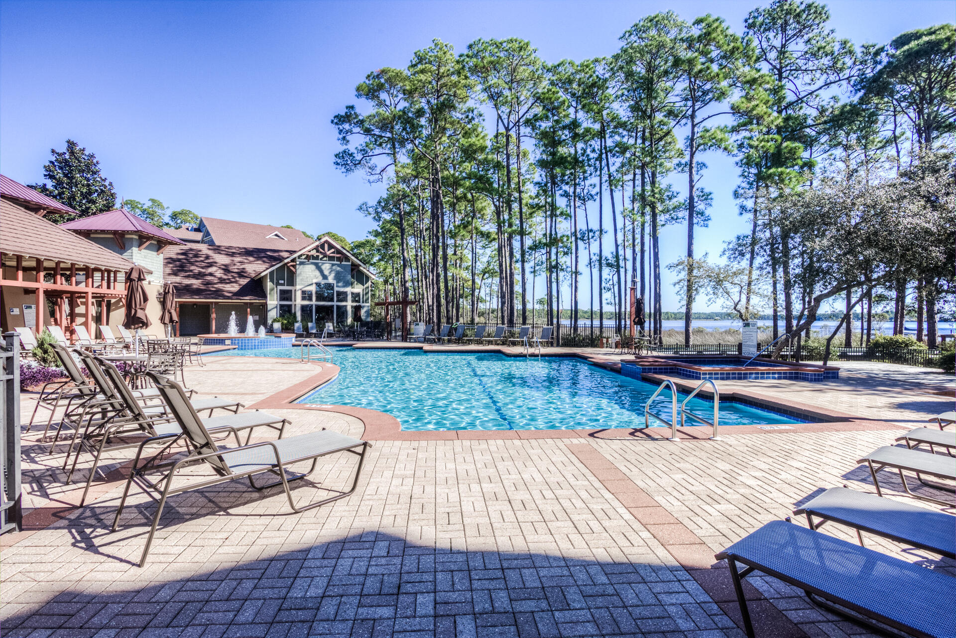 WILD HERON PHASE II - Land