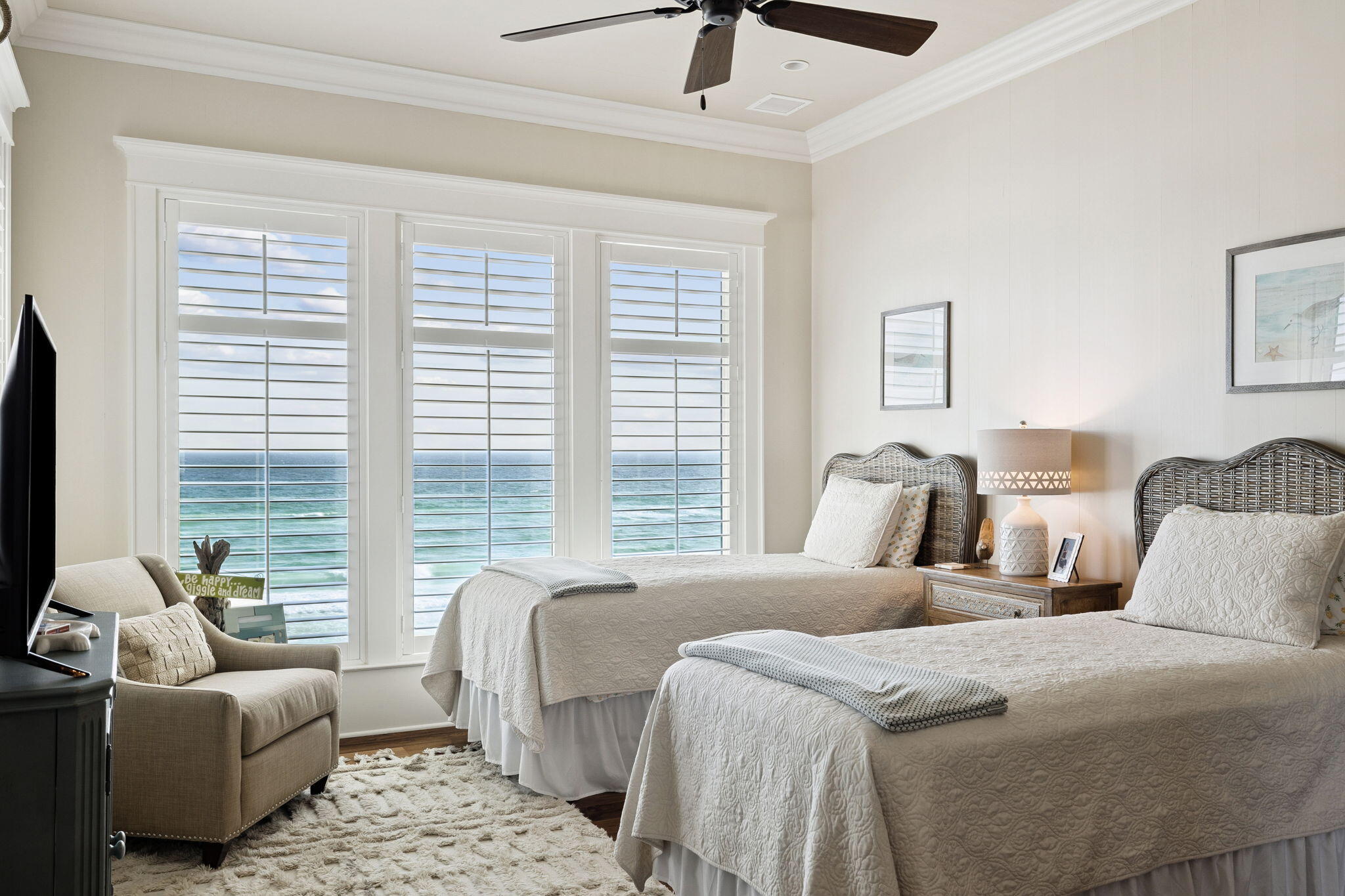 BLUE MOUNTAIN BEACH - Residential