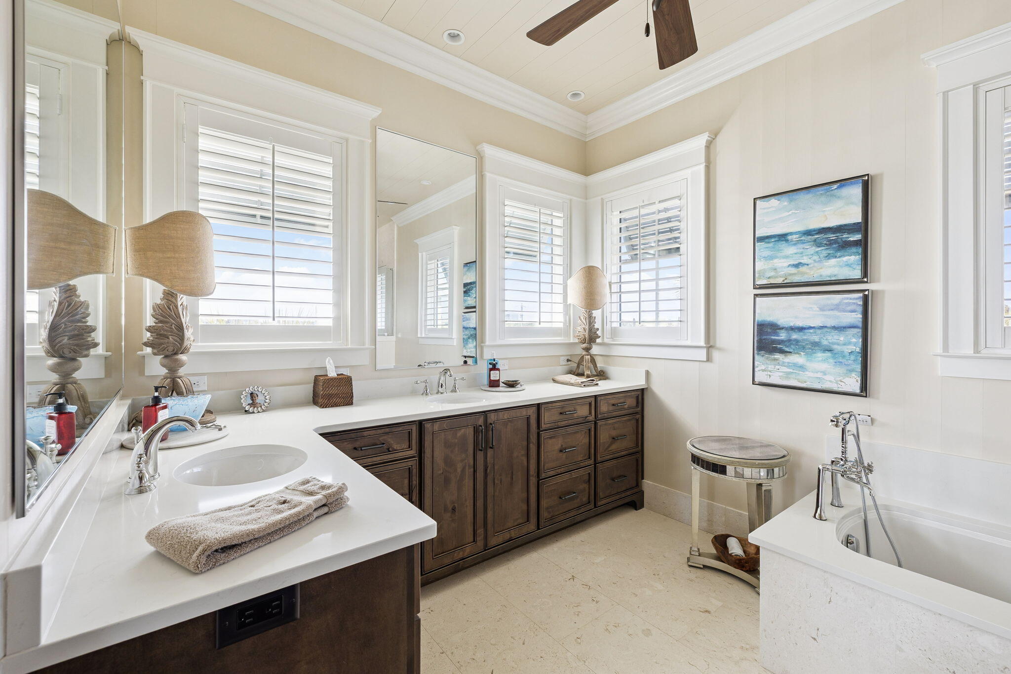 BLUE MOUNTAIN BEACH - Residential