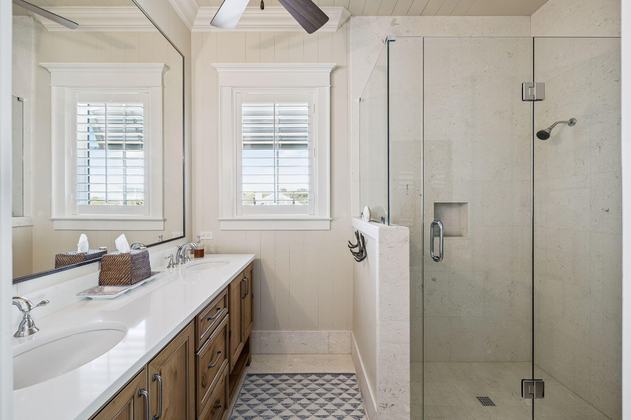 BLUE MOUNTAIN BEACH - Residential