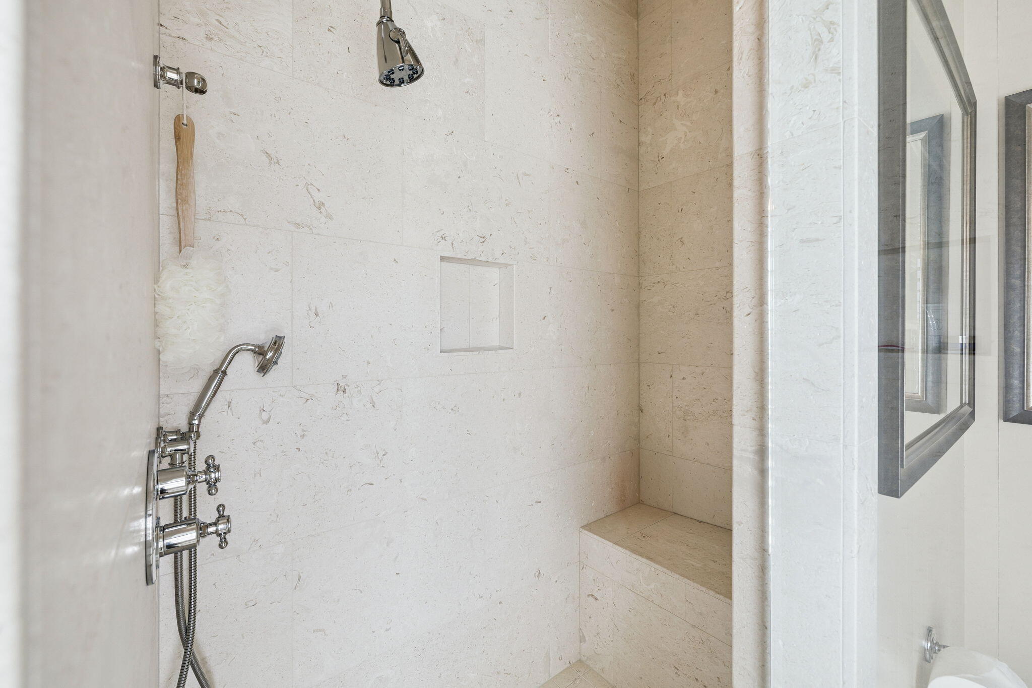 BLUE MOUNTAIN BEACH - Residential