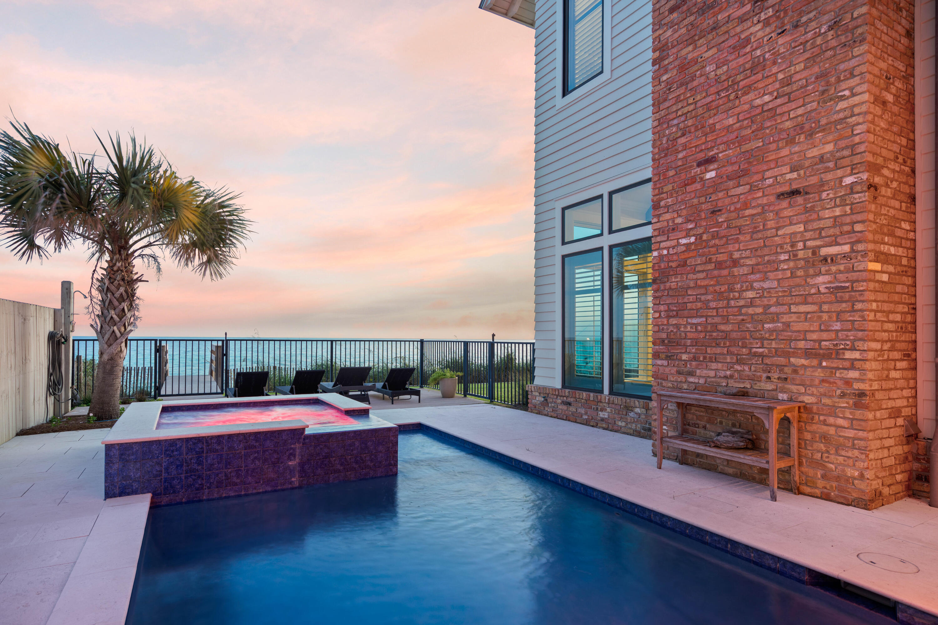 BLUE MOUNTAIN BEACH - Residential