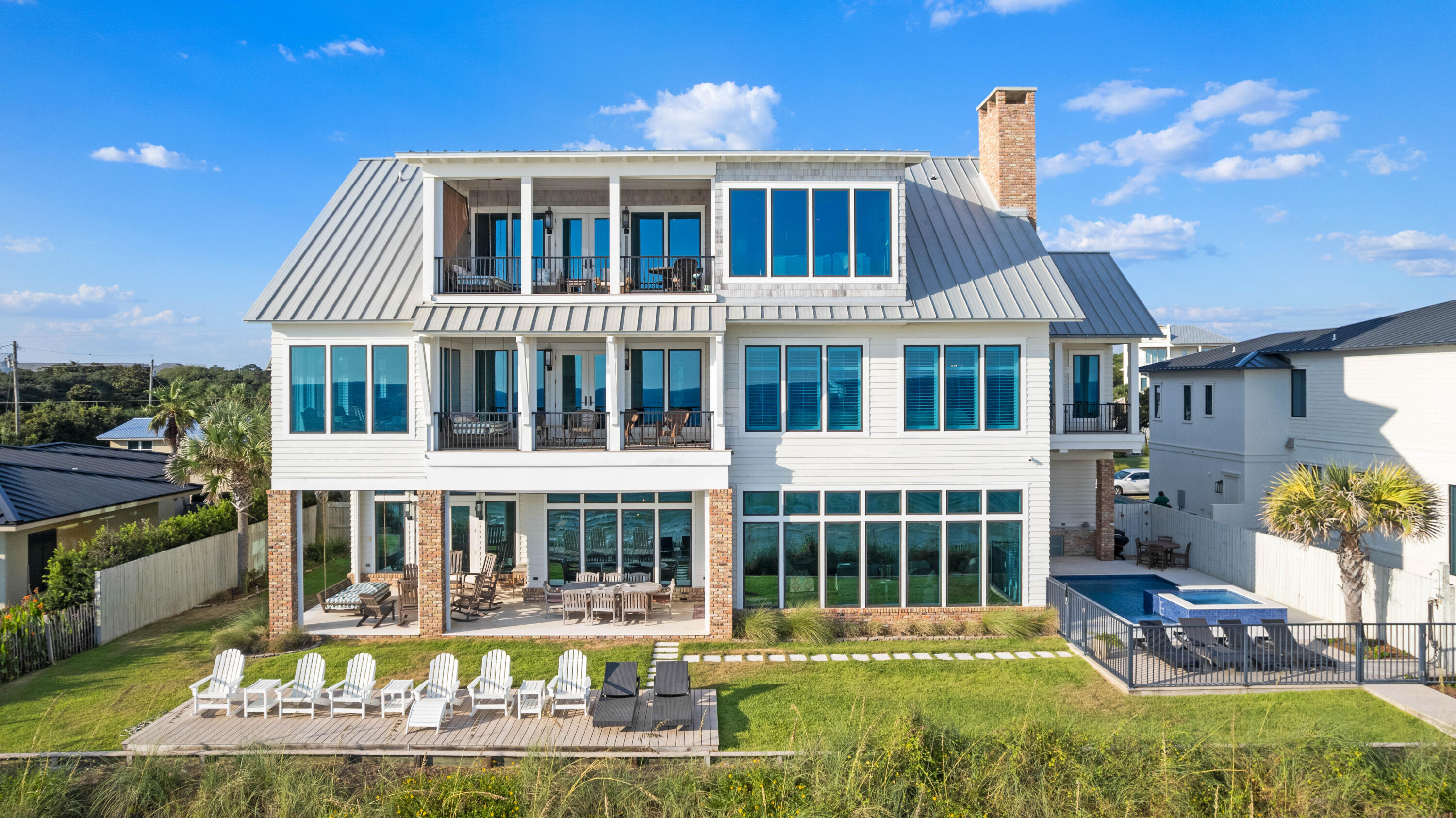 BLUE MOUNTAIN BEACH - Residential