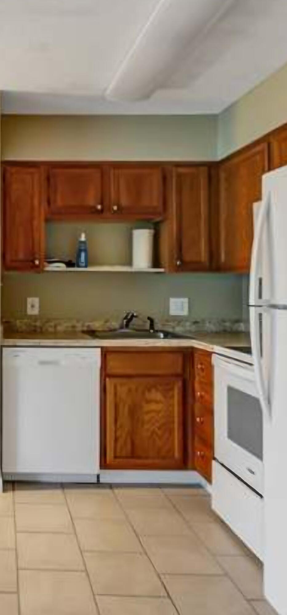 POINTE OF VIEW - Residential