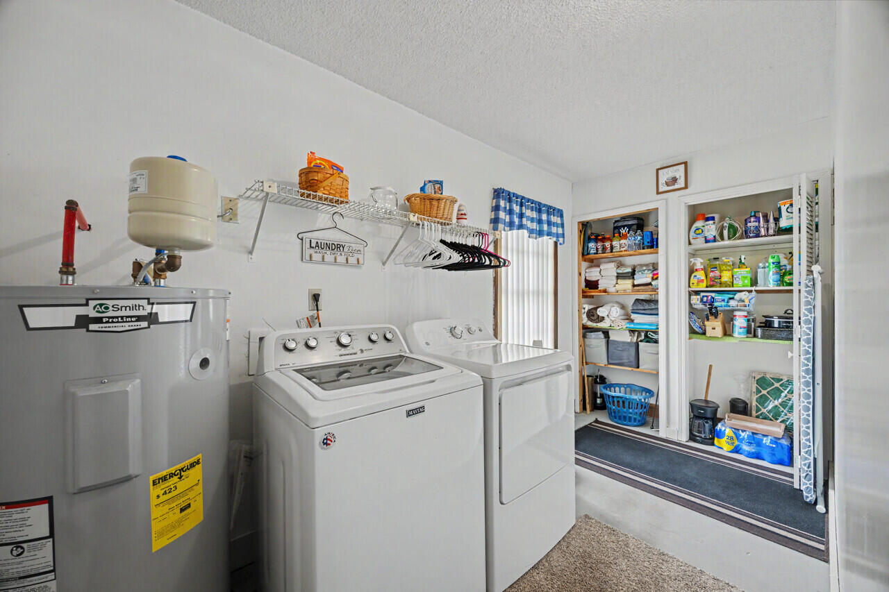 SHOAL WOOD ESTATES - Residential