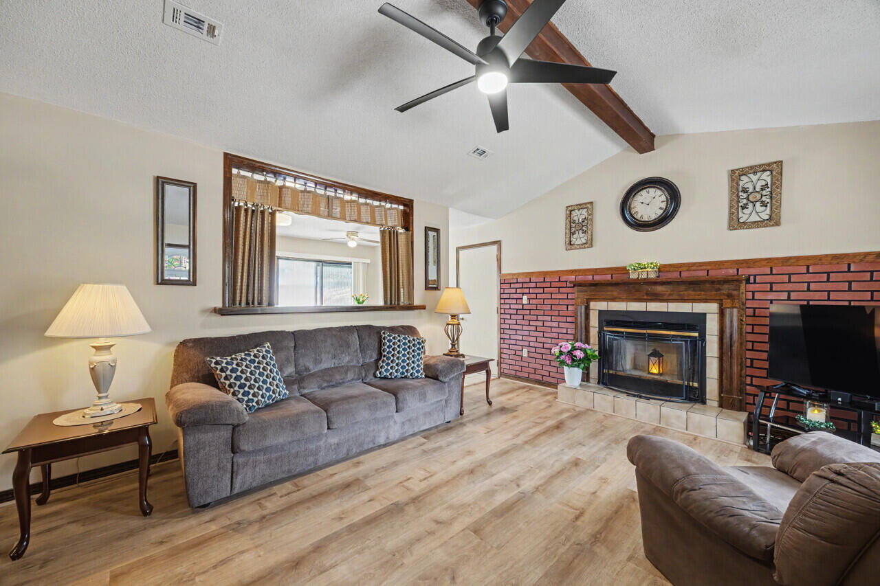 SHOAL WOOD ESTATES - Residential