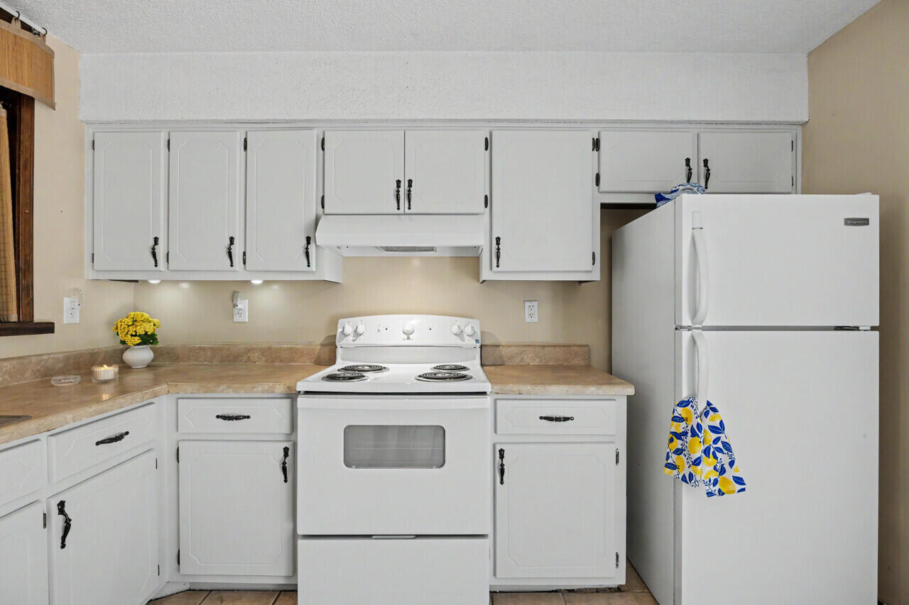 SHOAL WOOD ESTATES - Residential