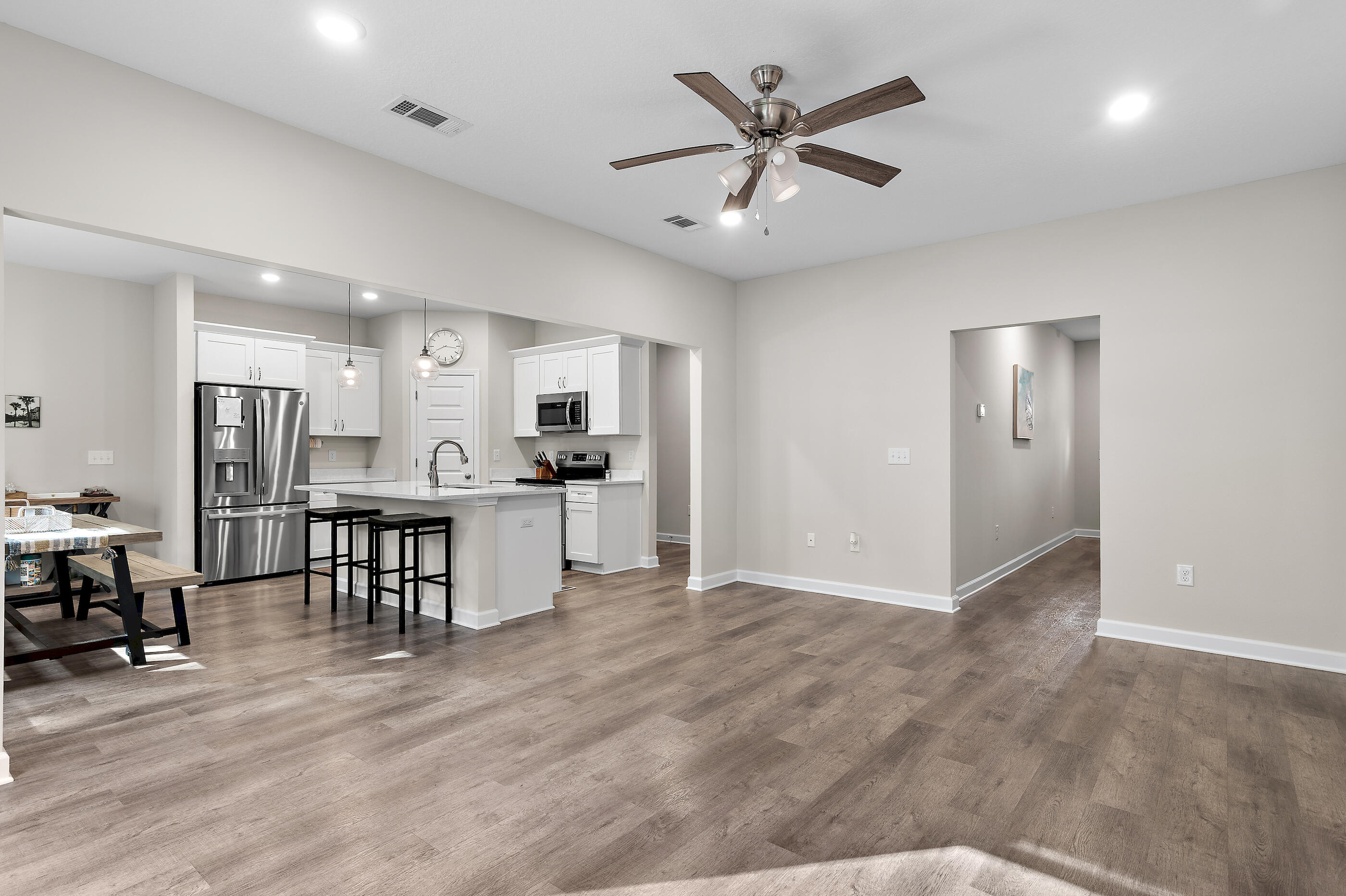 LAUREL OAKS S/D - Residential