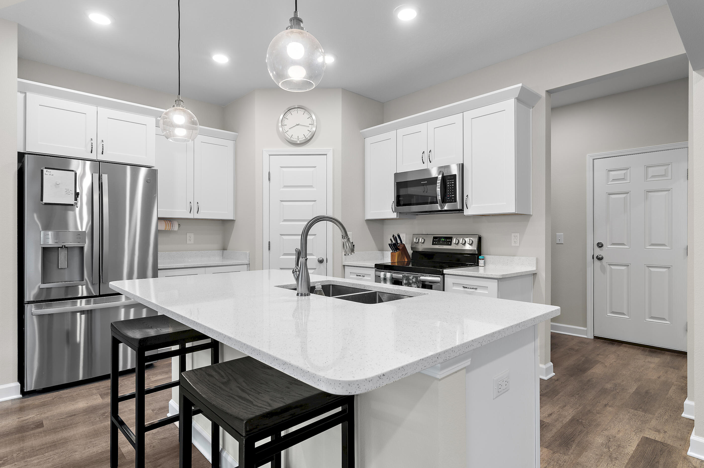 LAUREL OAKS S/D - Residential