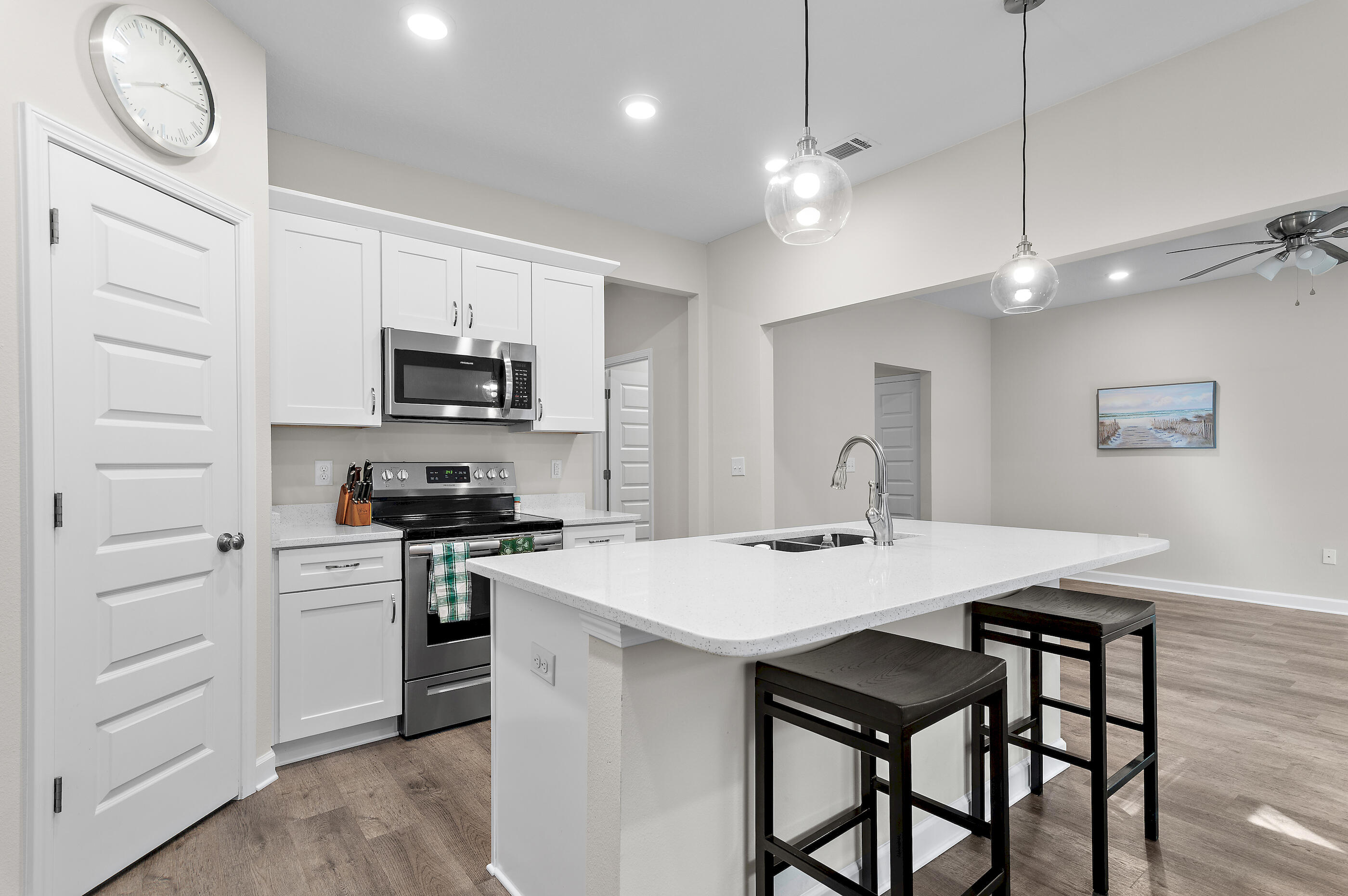 LAUREL OAKS S/D - Residential