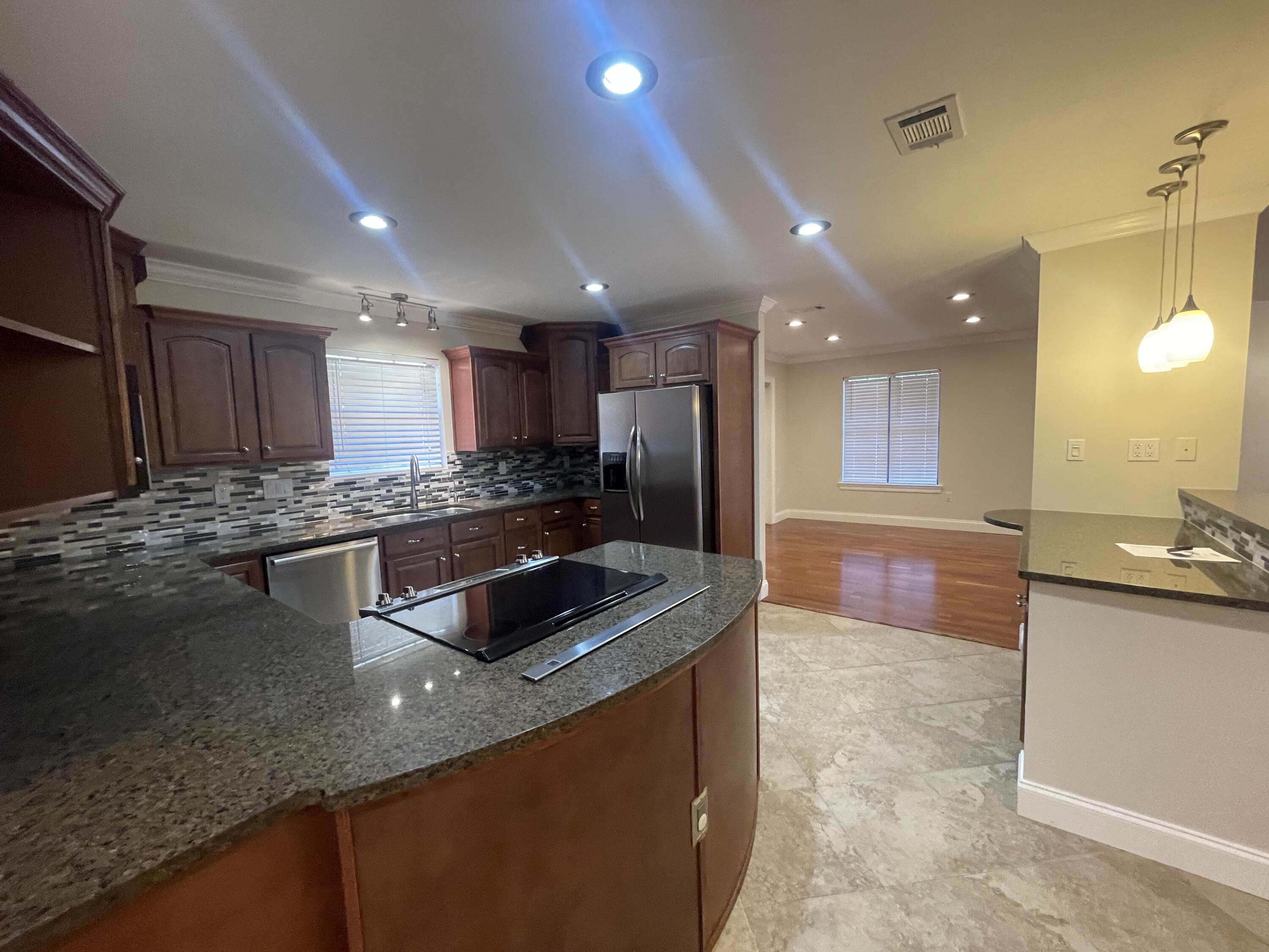 ST ANDREWS WEST BLUEWATER BAY 2 - Residential Lease