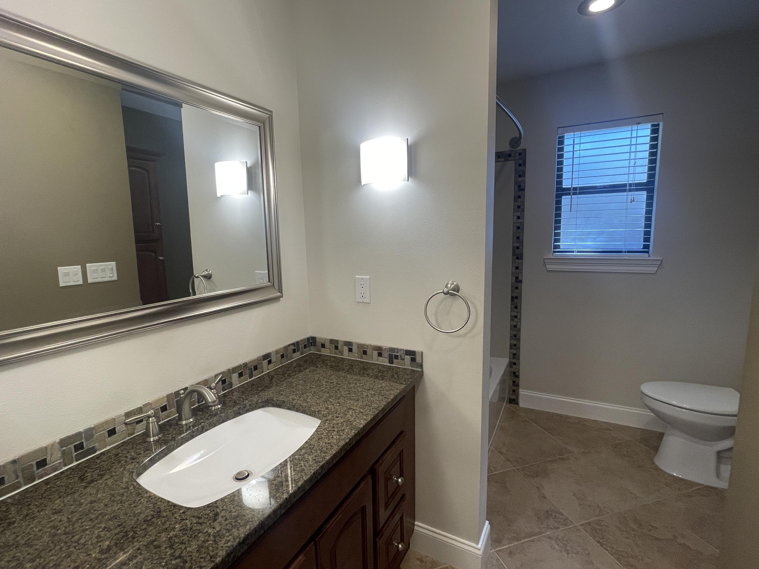 ST ANDREWS WEST BLUEWATER BAY 2 - Residential Lease