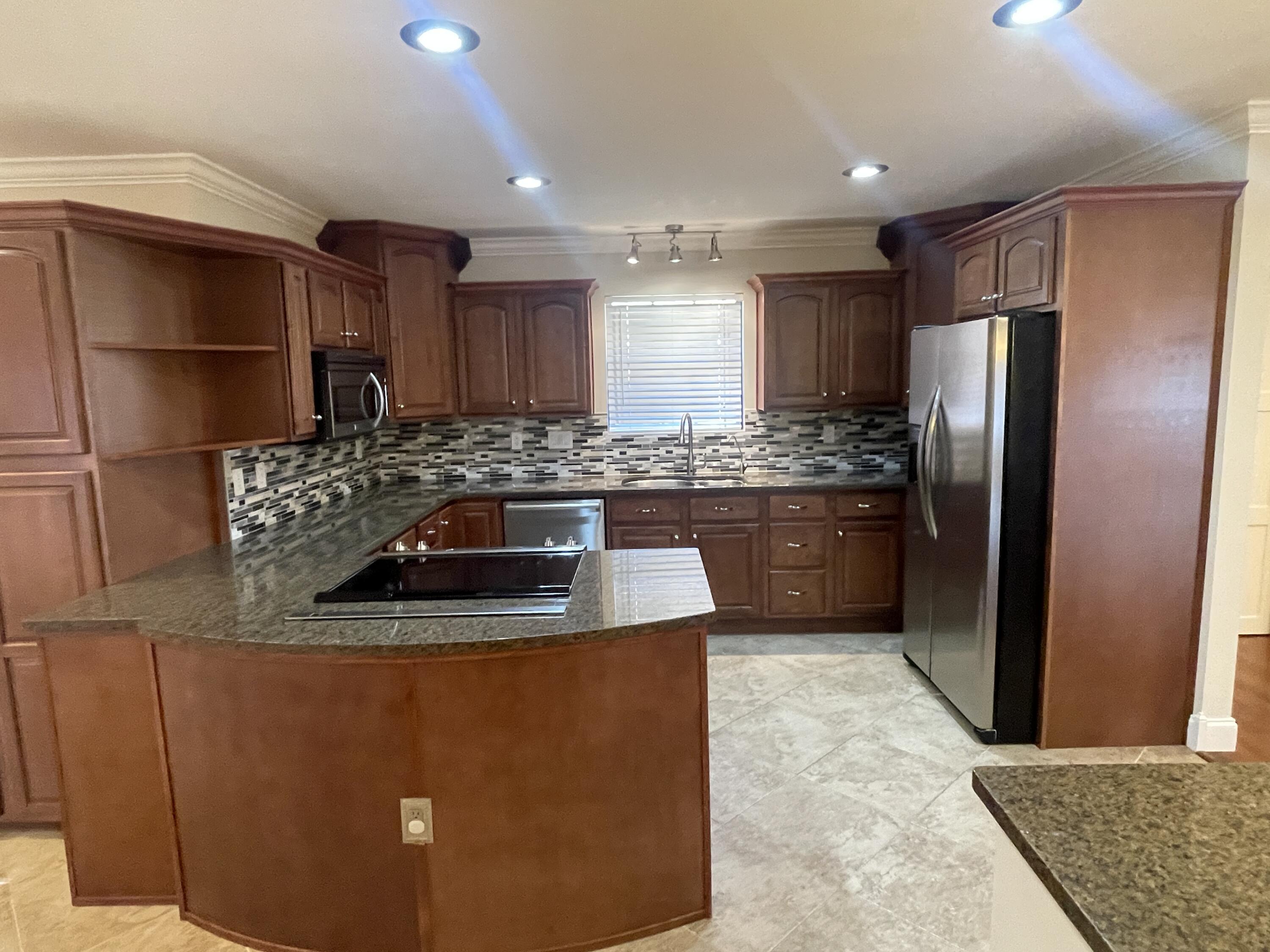 ST ANDREWS WEST BLUEWATER BAY 2 - Residential Lease