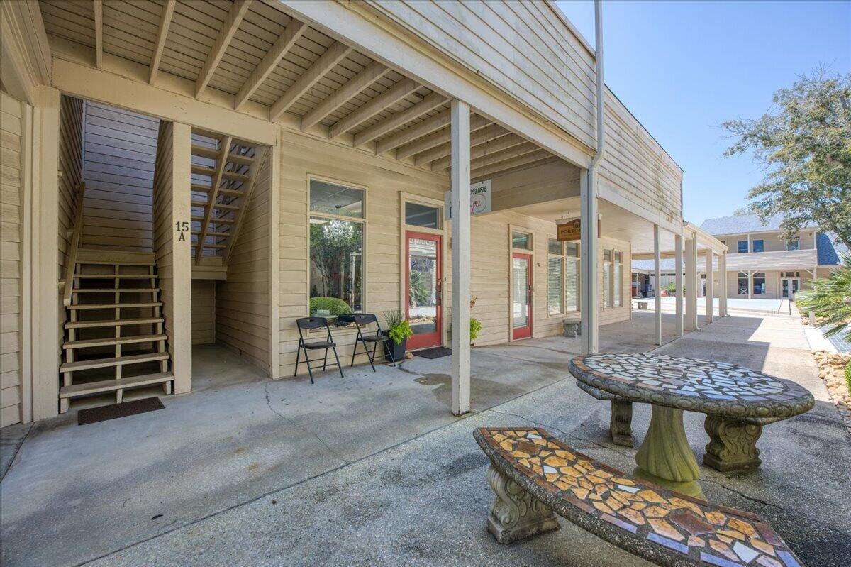 913 Gulf Breeze Parkway STE 15