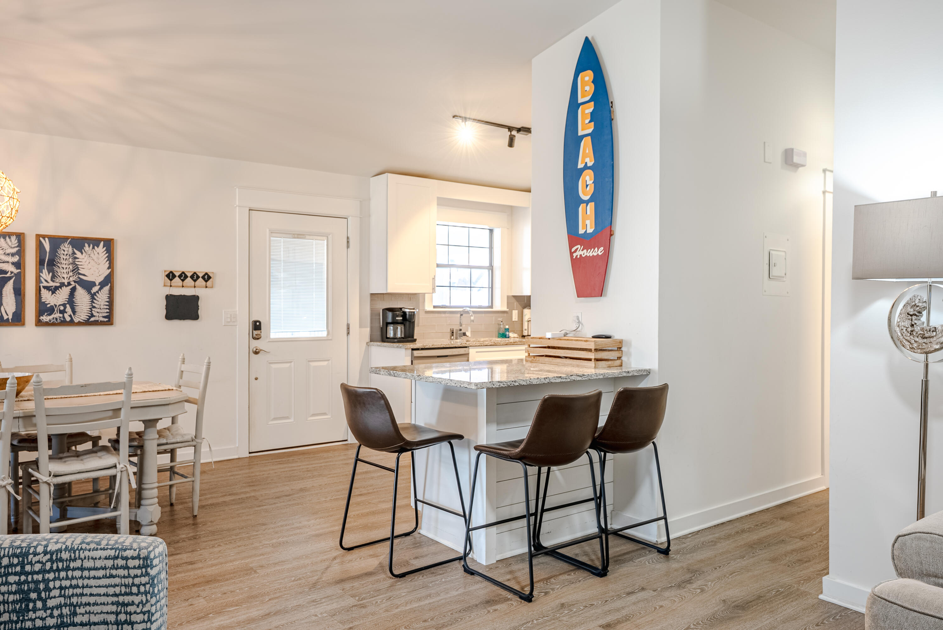 HOLIDAY BEACH RESORT - Residential