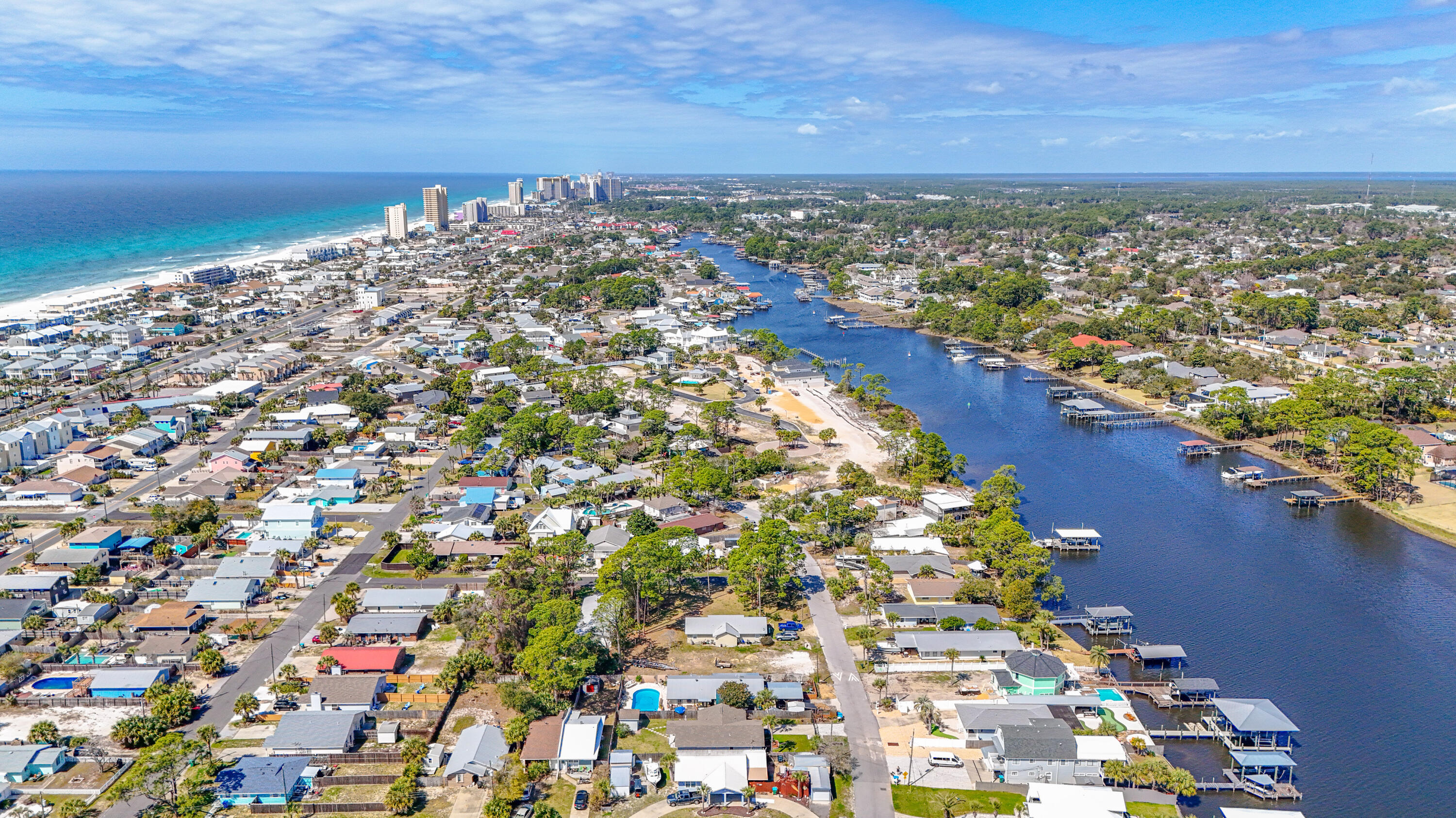 HOLIDAY BEACH RESORT - Residential