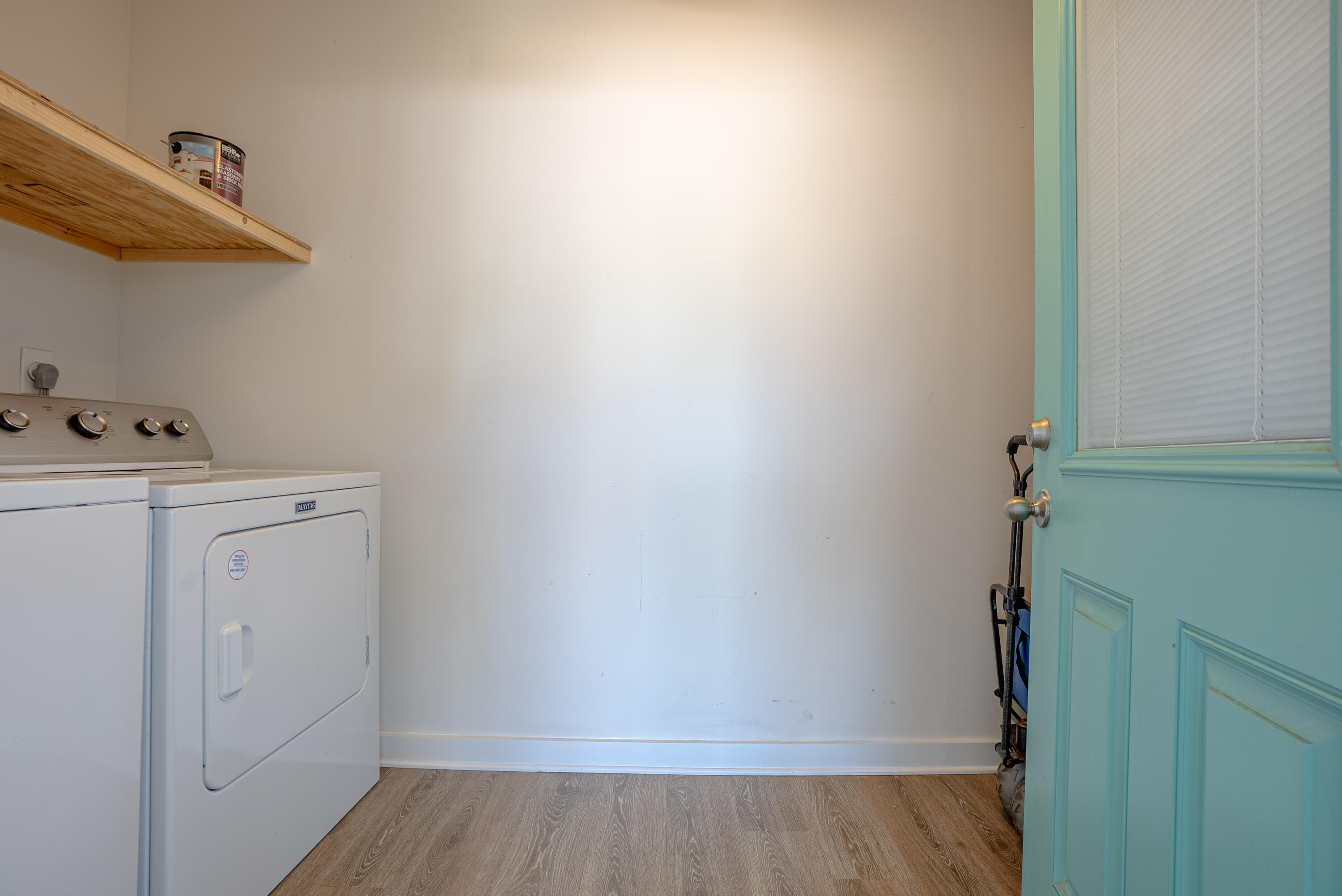 HOLIDAY BEACH RESORT - Residential