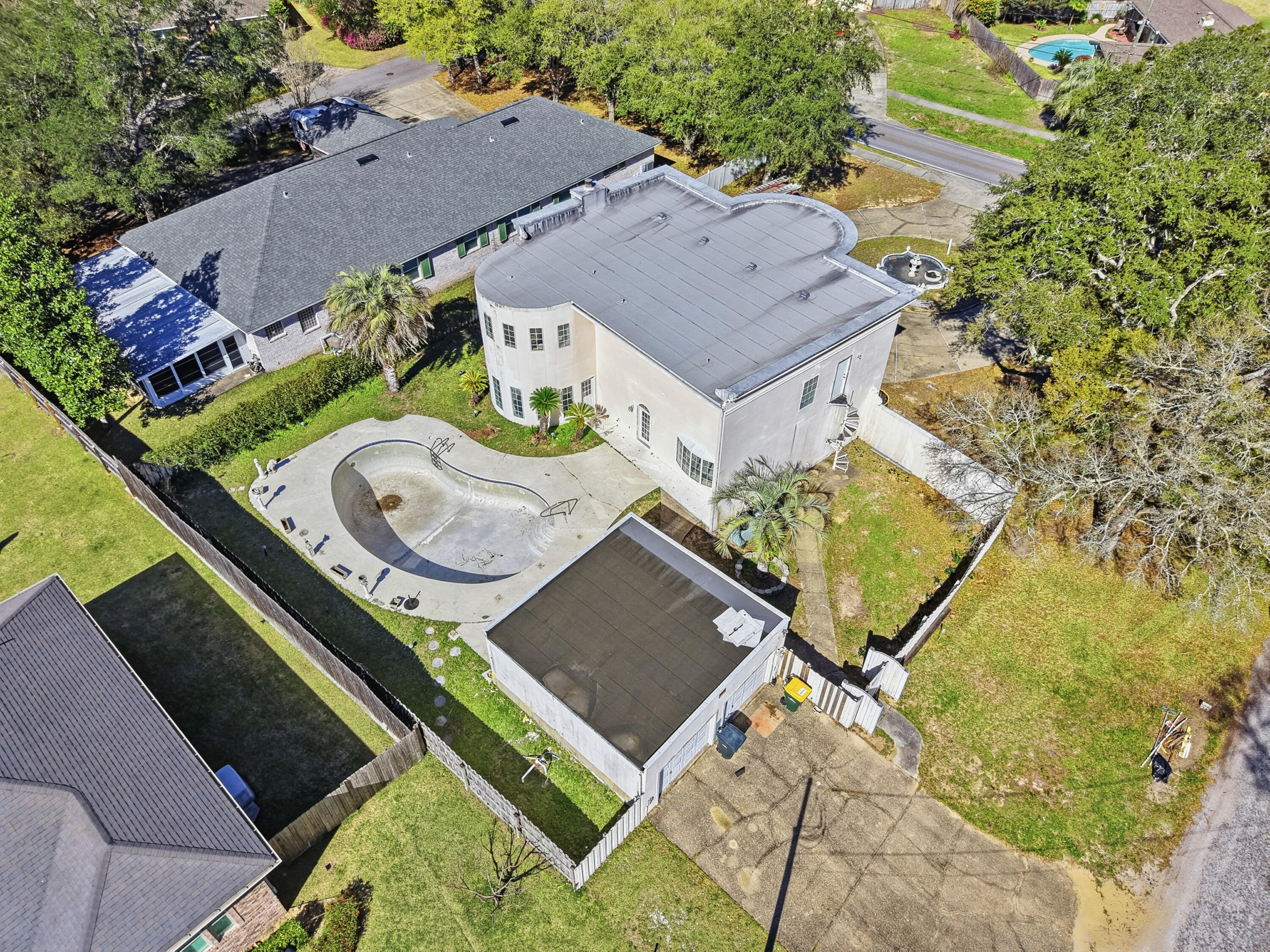 METES & BOUNDS - Residential